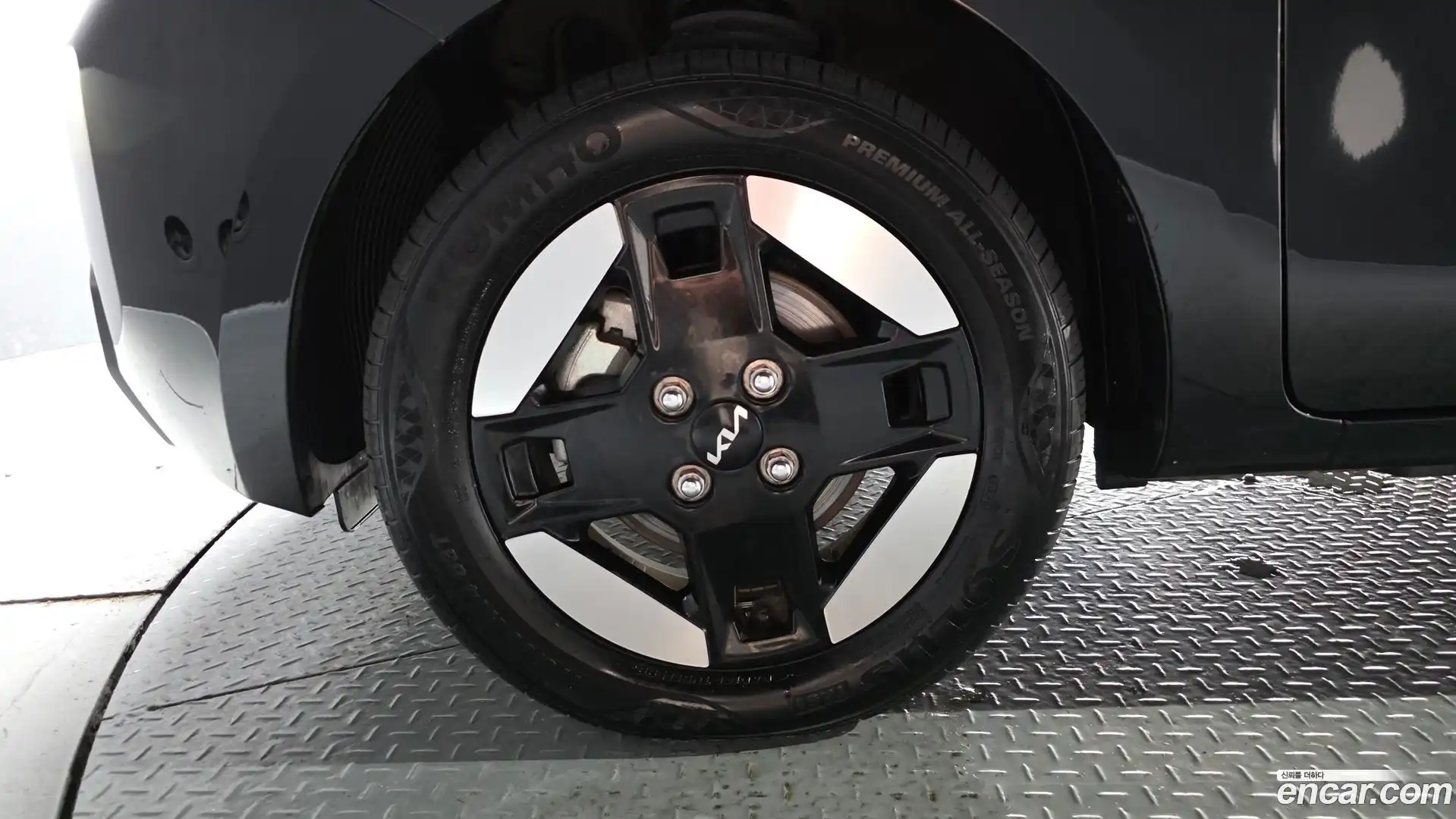 RAY Kia 2024.4-OUTER-005