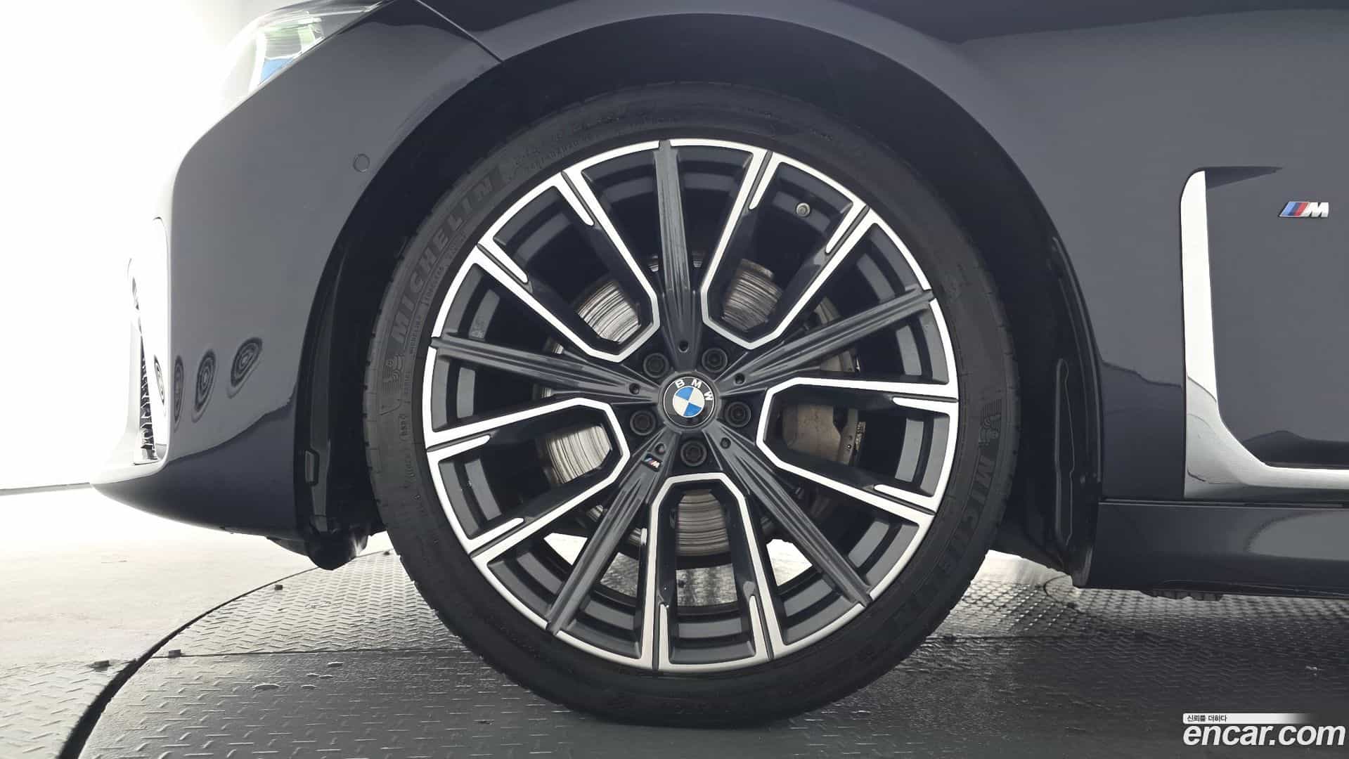 7-Series BMW 2021.5-OUTER-005