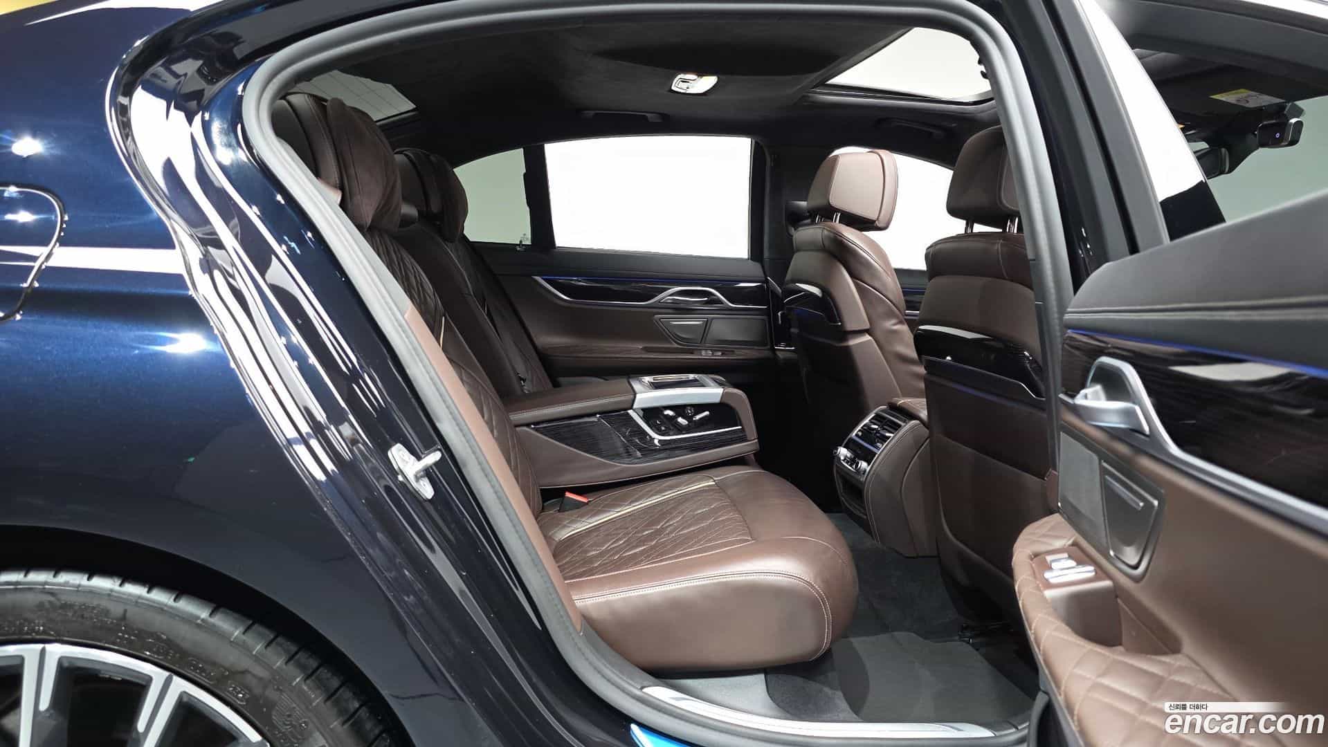 7-Series BMW 2021.5-OPTION-015