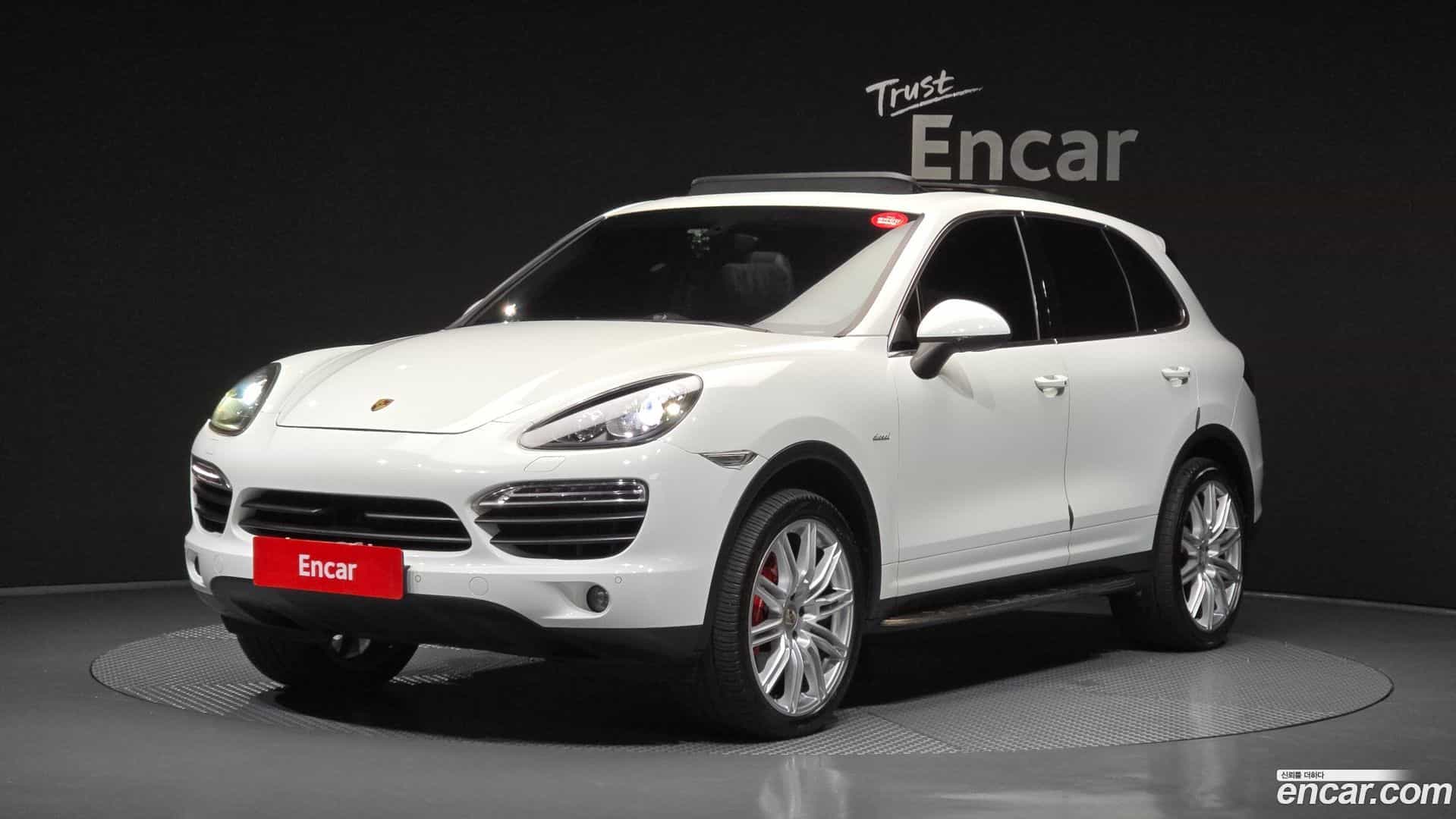 Cayenne Porsche 2013.7-OUTER-001