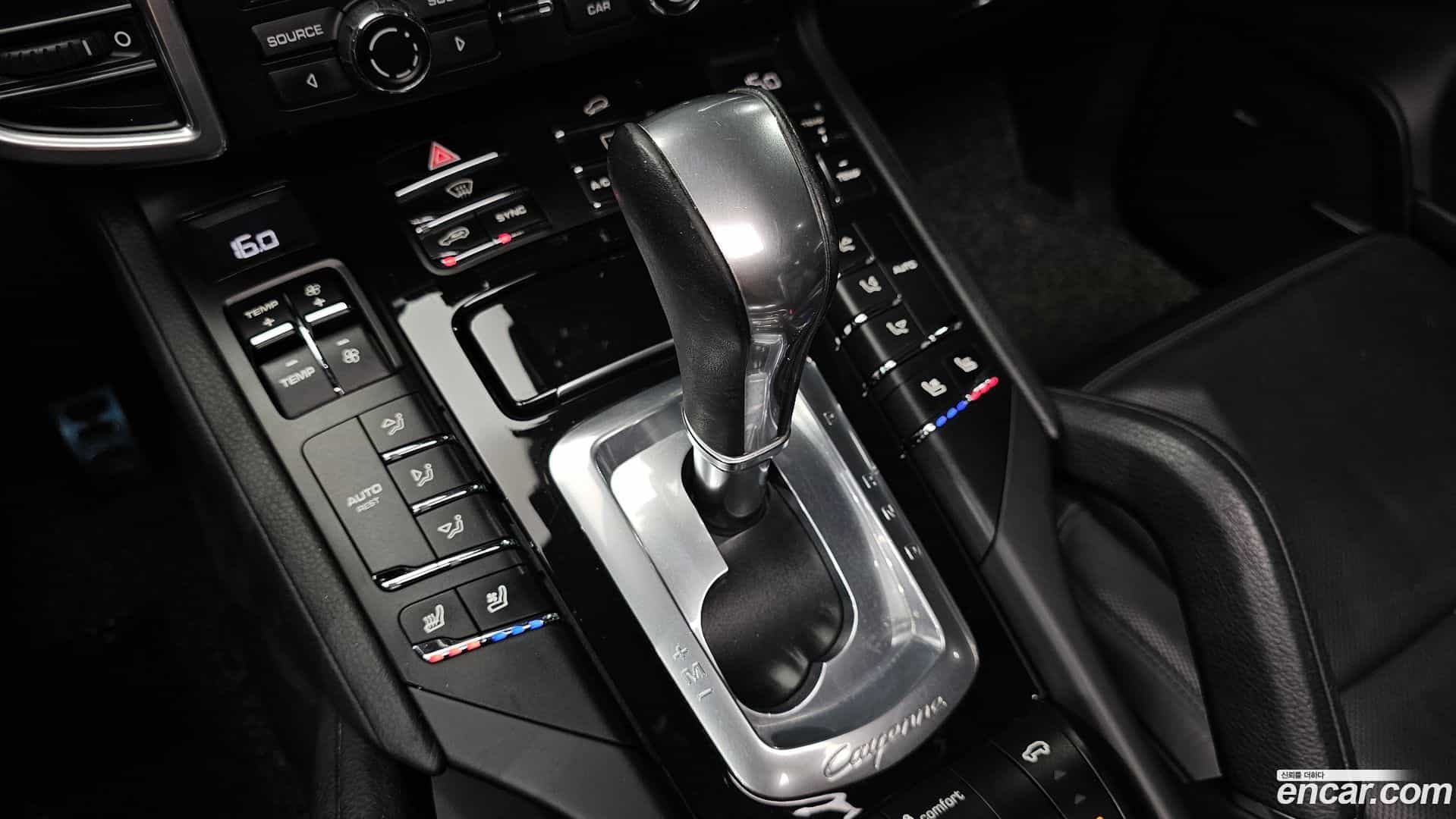 Cayenne Porsche 2013.7-INNER-009