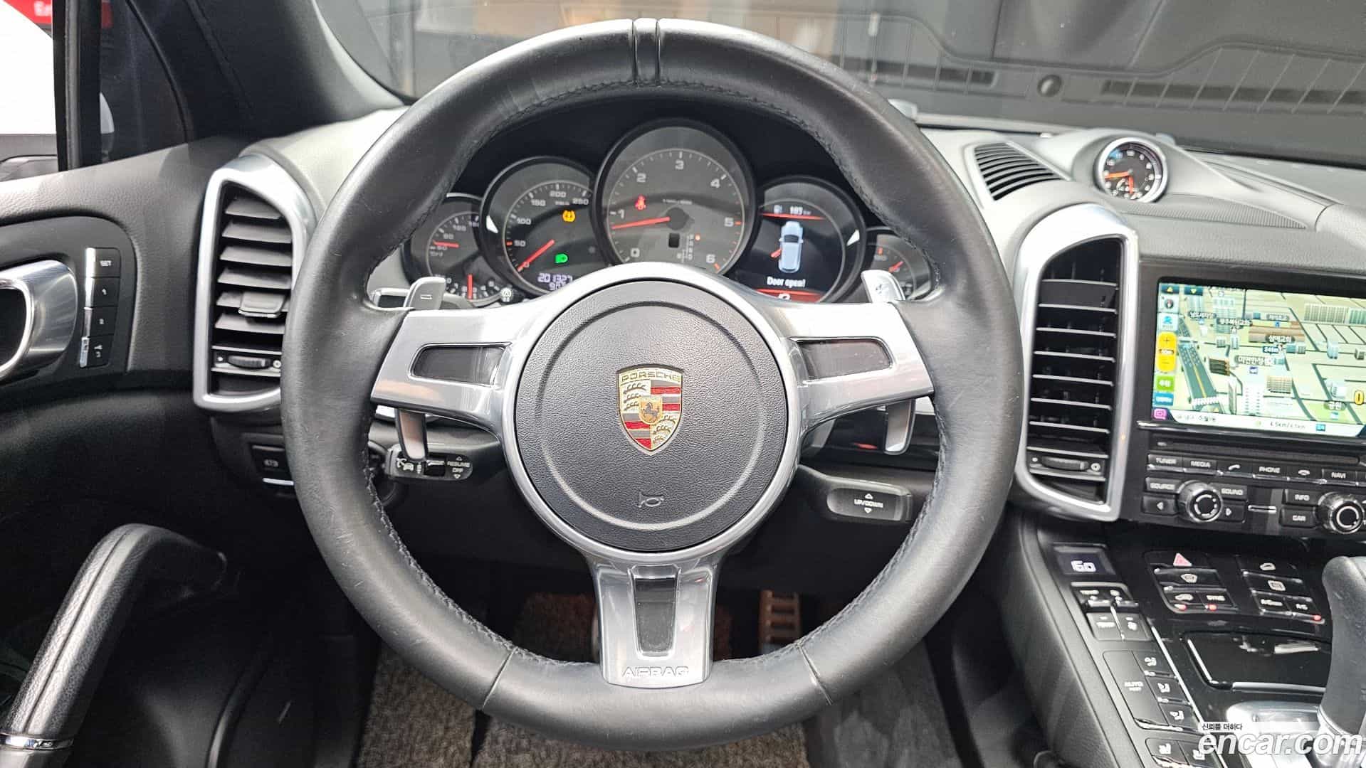 Cayenne Porsche 2013.7-OPTION-017