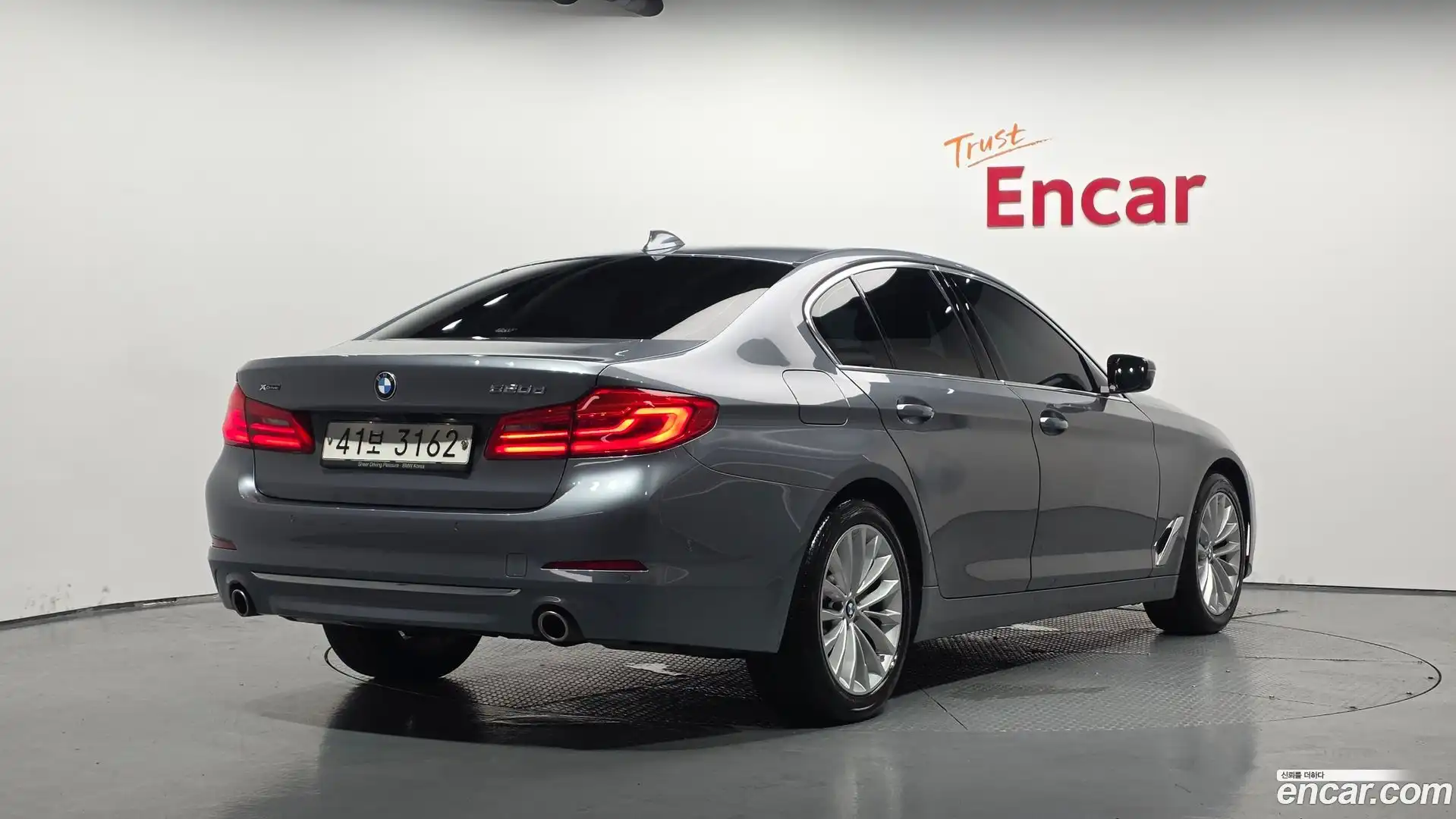 5-Series BMW 2019.5-OUTER-002