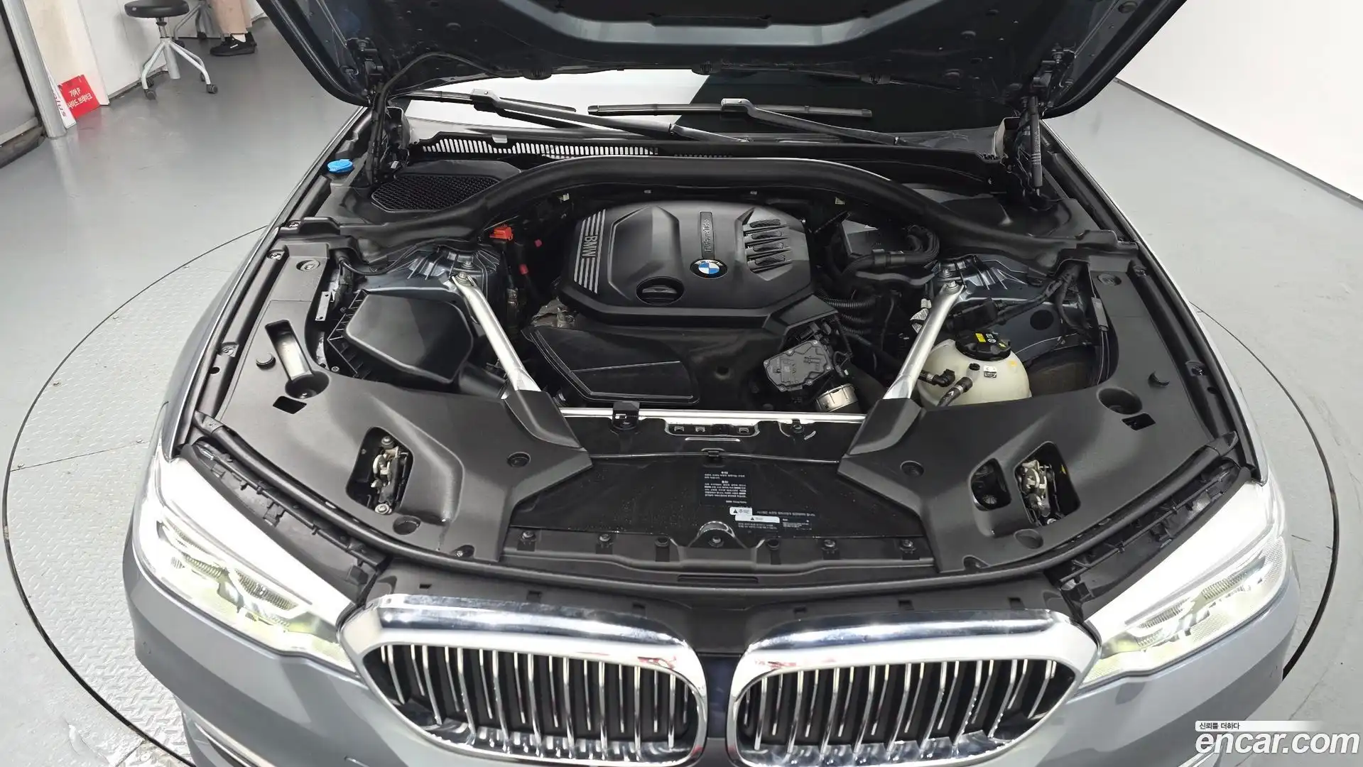 5-Series BMW 2019.5-OUTER-006
