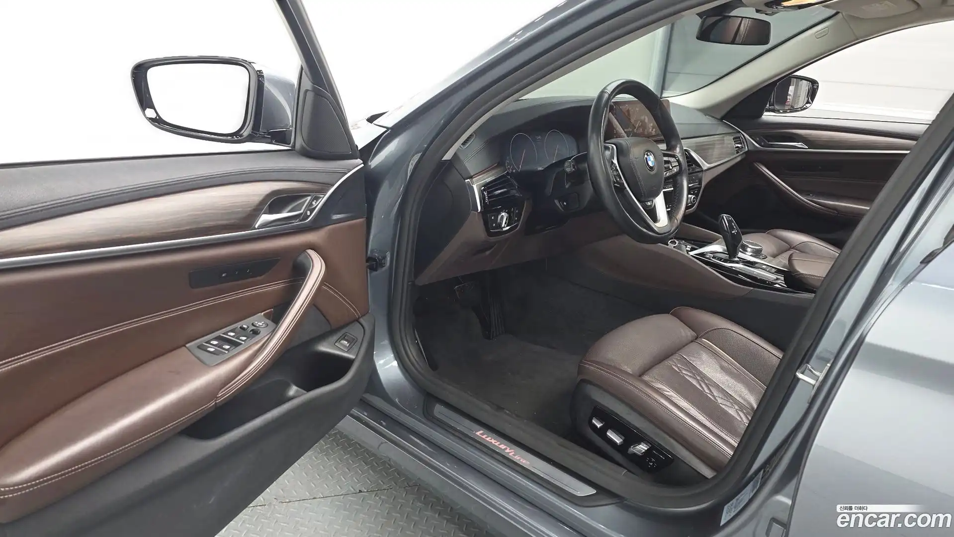 5-Series BMW 2019.5-INNER-010
