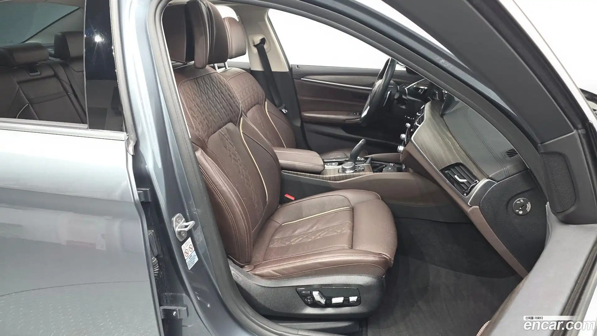 5-Series BMW 2019.5-INNER-036