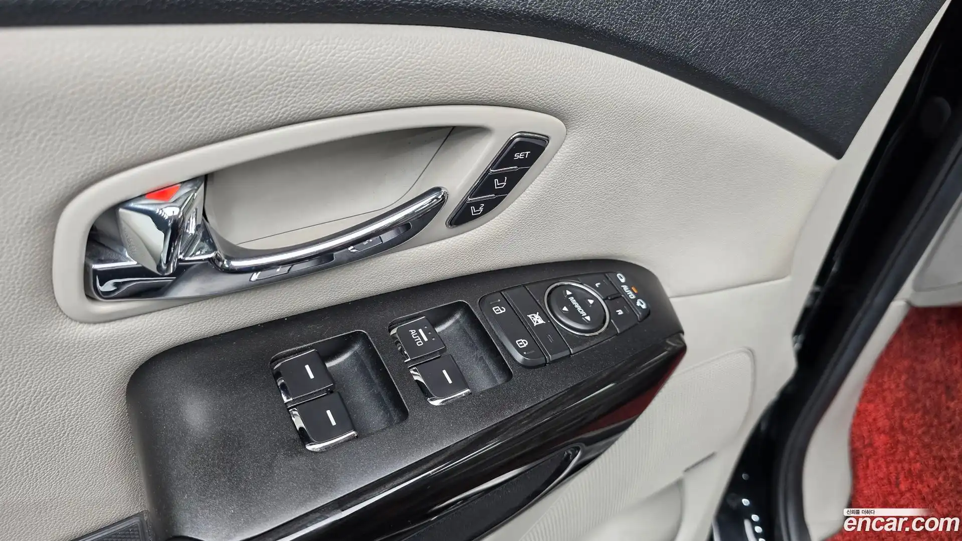 Canival Kia 2019.6-OPTION-022
