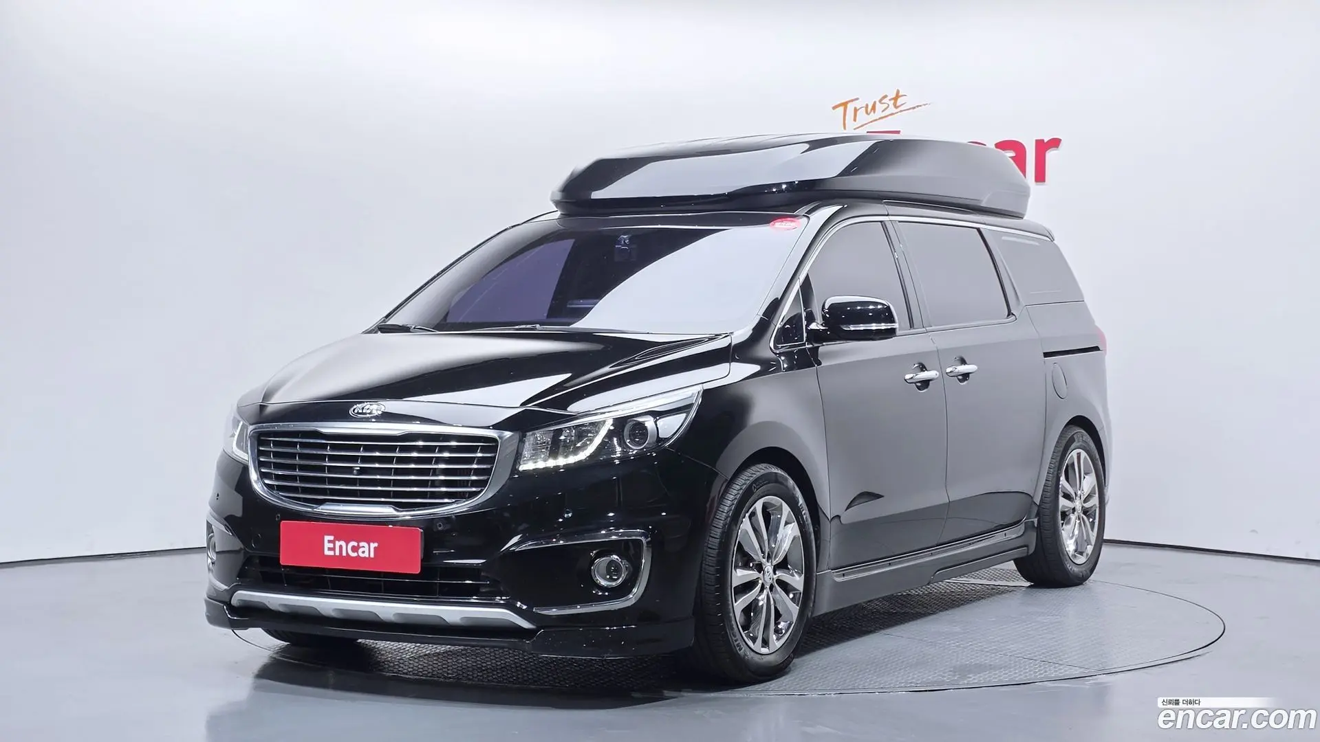 Main__Slider__Photo:Canival Kia 2017.8-0