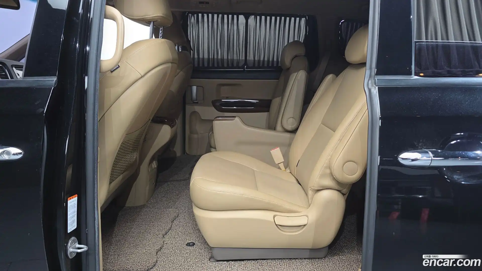 Canival Kia 2017.8-OPTION-016