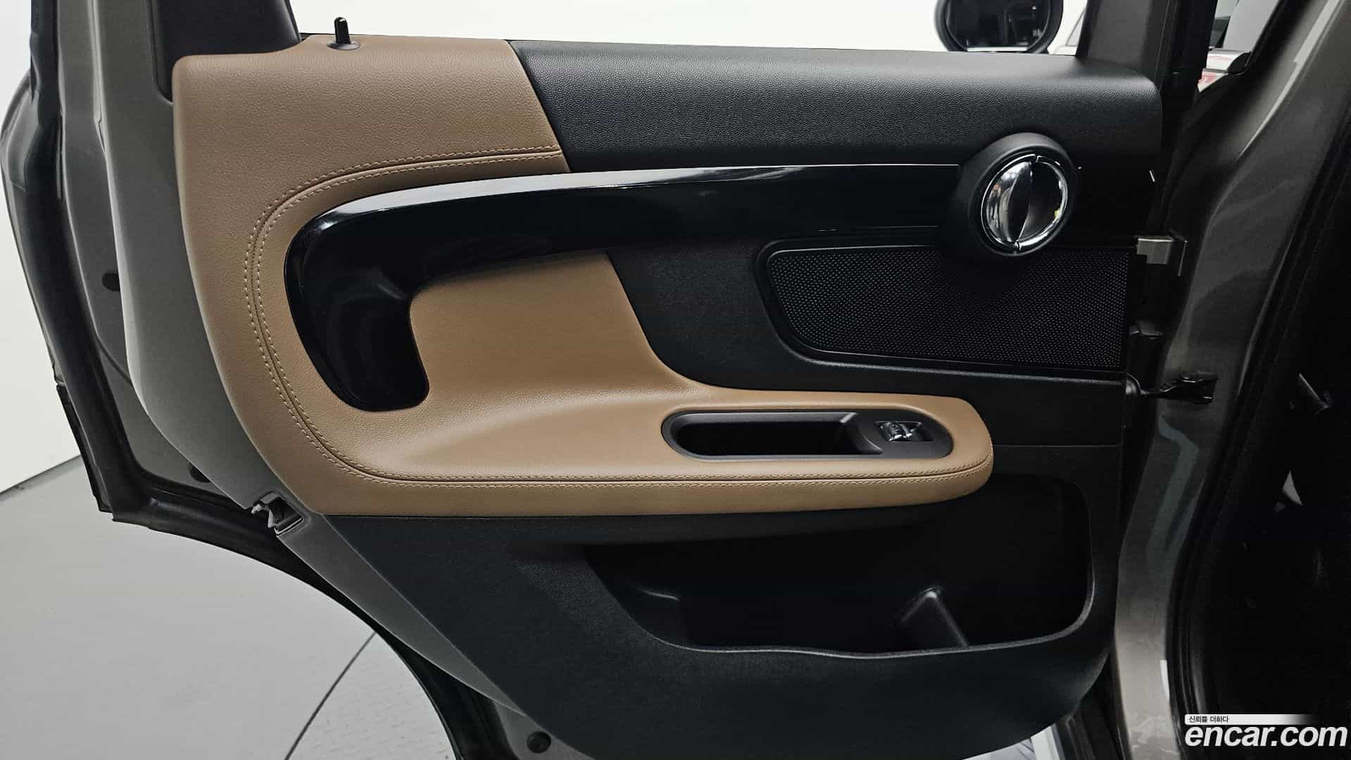 Countryman Mini 2018.6-INNER-035