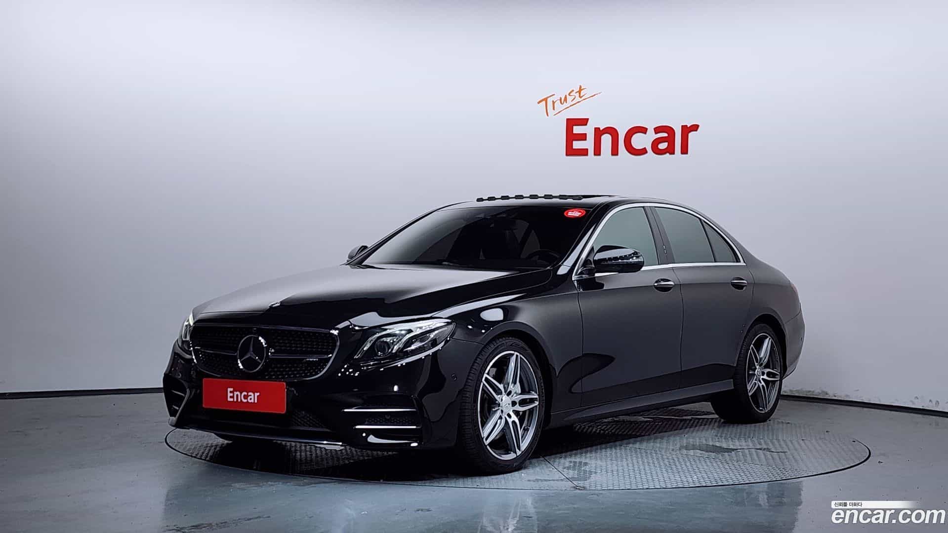 E-Class Mercedes-Benz 2019.1-OUTER-001