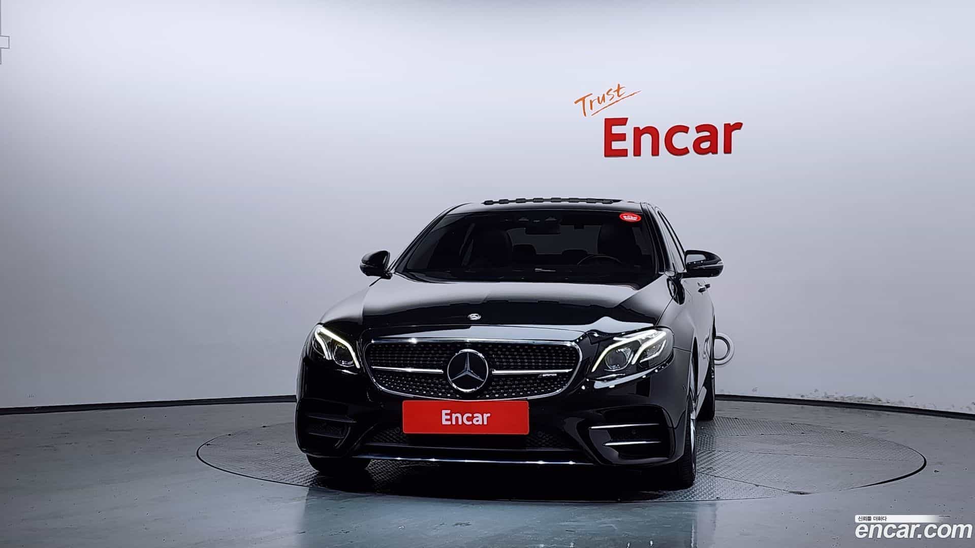 E-Class Mercedes-Benz 2019.1-OUTER-003