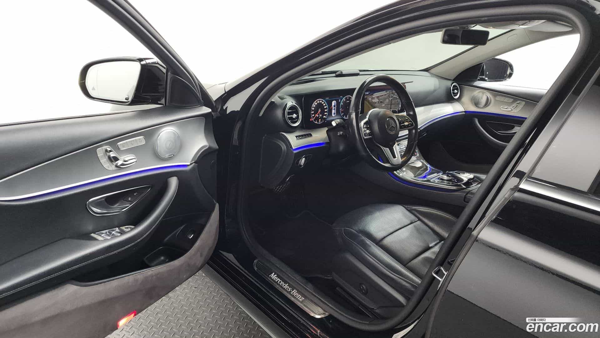 E-Class Mercedes-Benz 2019.1-INNER-010