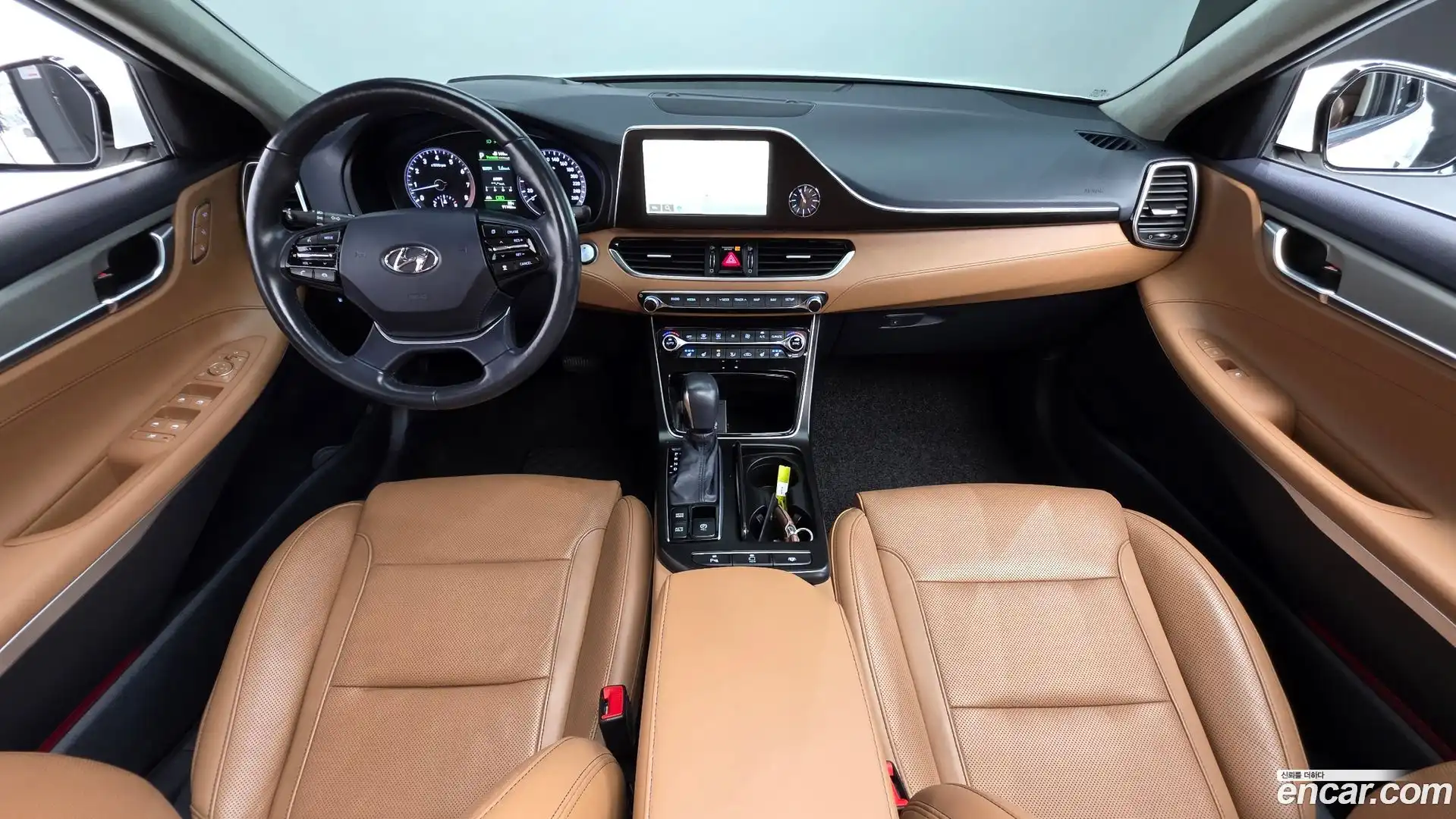 Grandeur Hyundai 2019.4-INNER-007