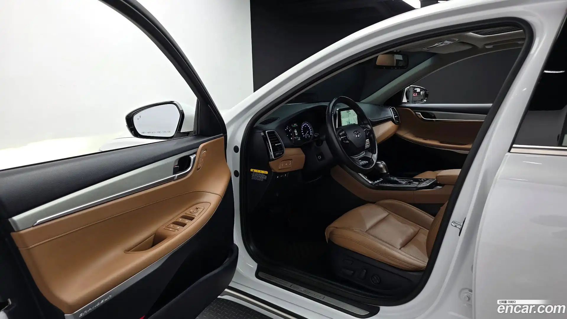 Grandeur Hyundai 2019.4-INNER-010