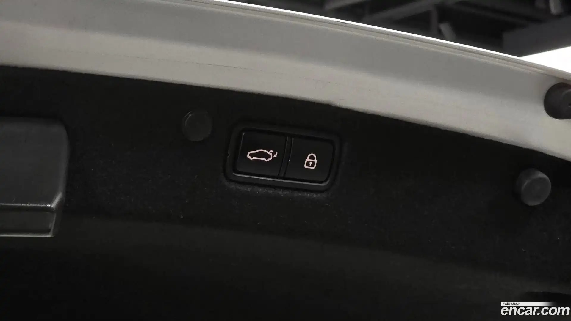 Grandeur Hyundai 2019.4-OPTION-024
