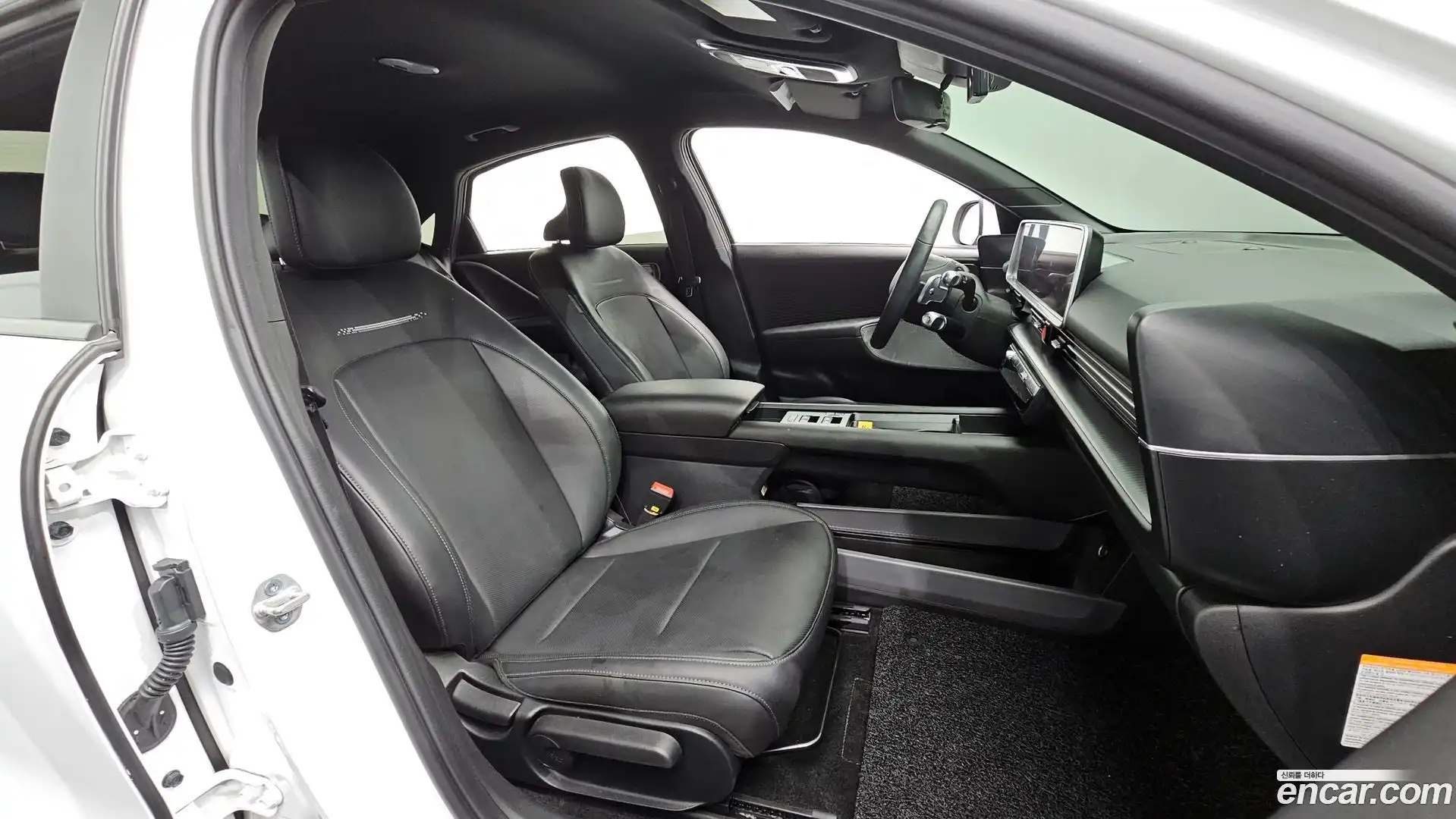 Ioniq6 Hyundai 2022.8-INNER-036