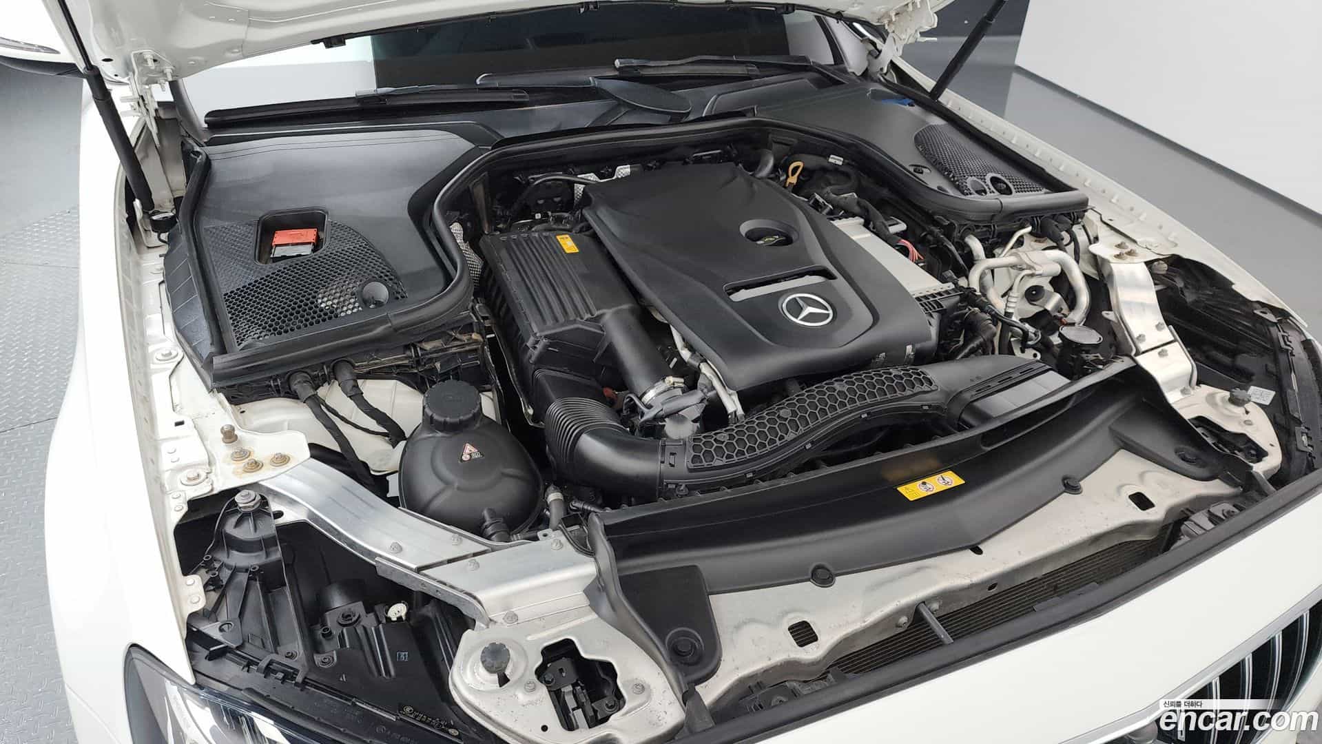 E-Class Mercedes-Benz 2019.4-OUTER-006