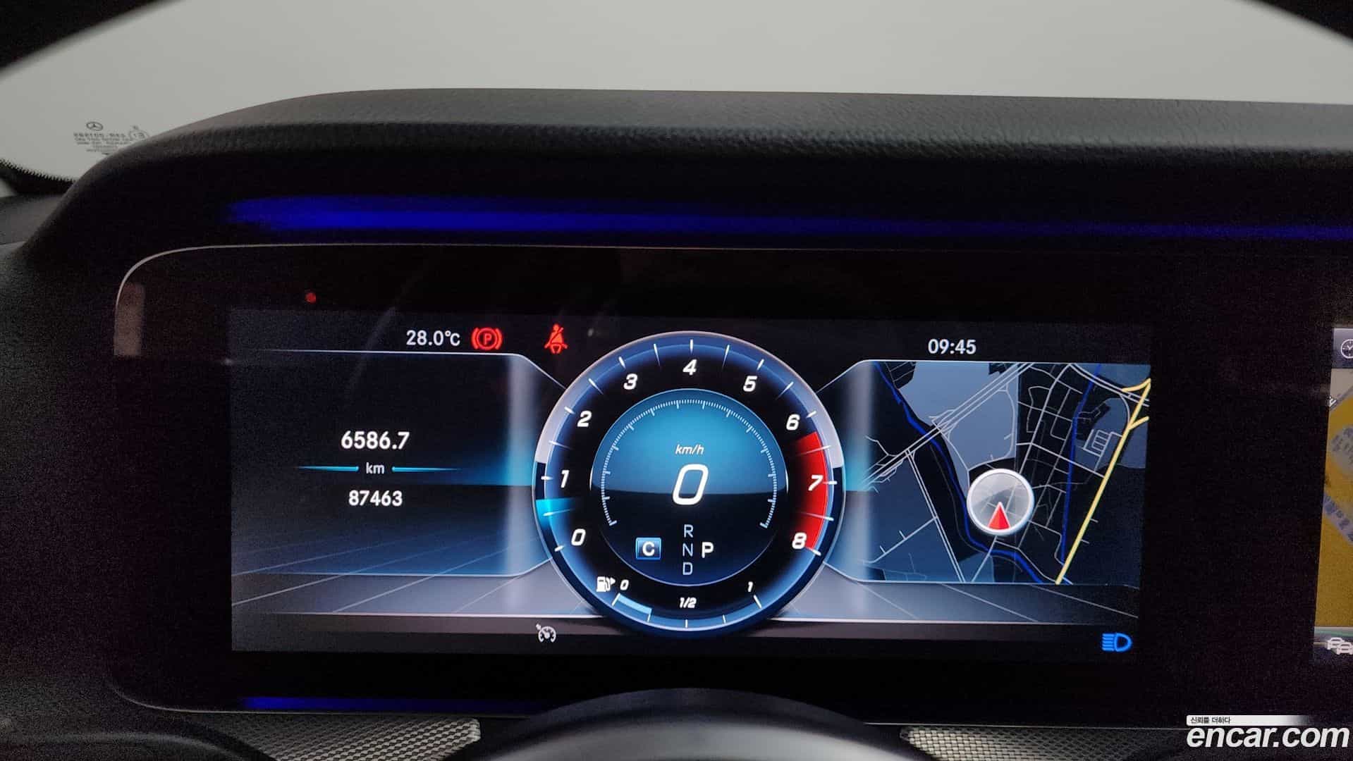 E-Class Mercedes-Benz 2019.4-INNER-008