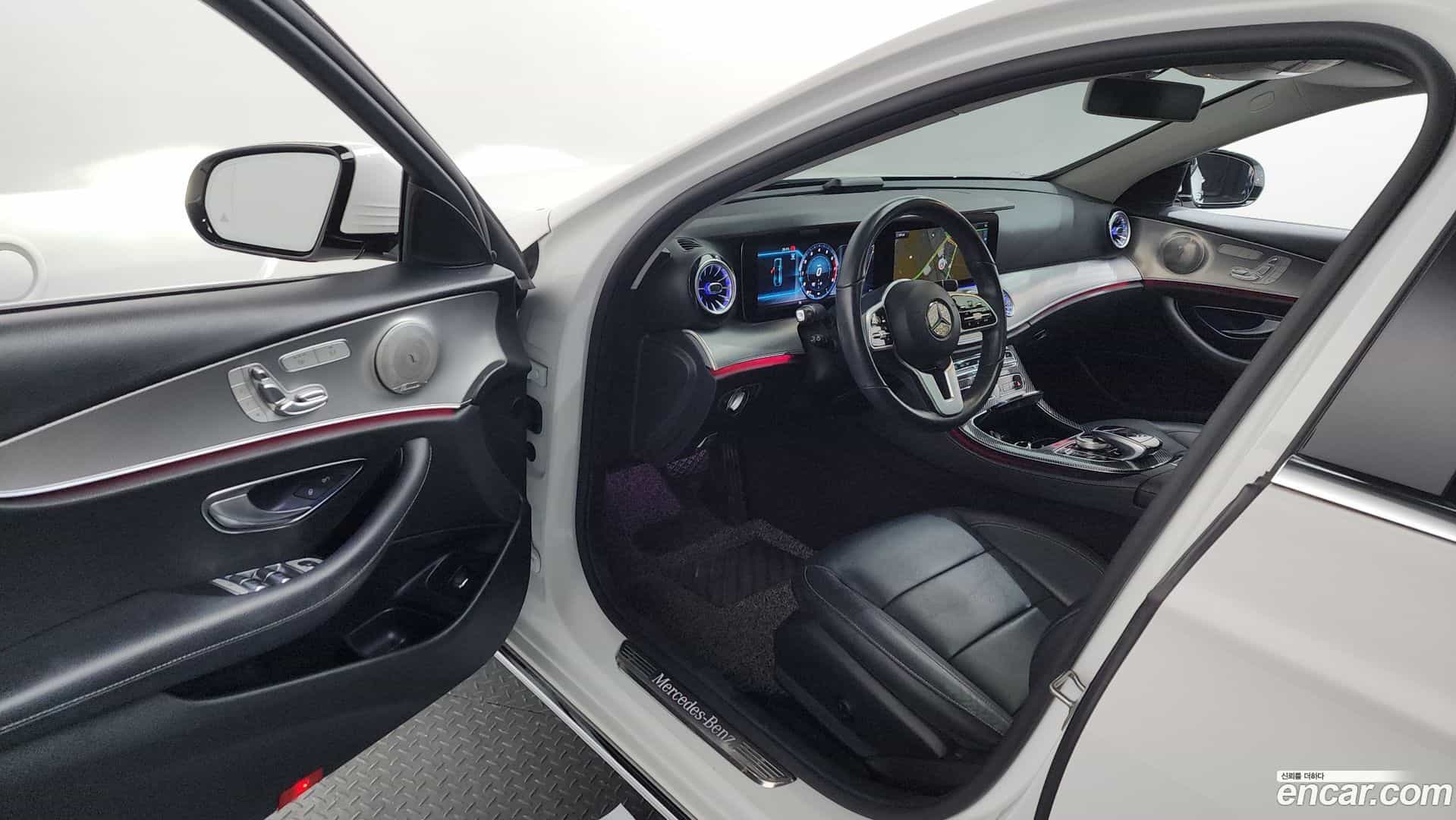 E-Class Mercedes-Benz 2019.4-INNER-010