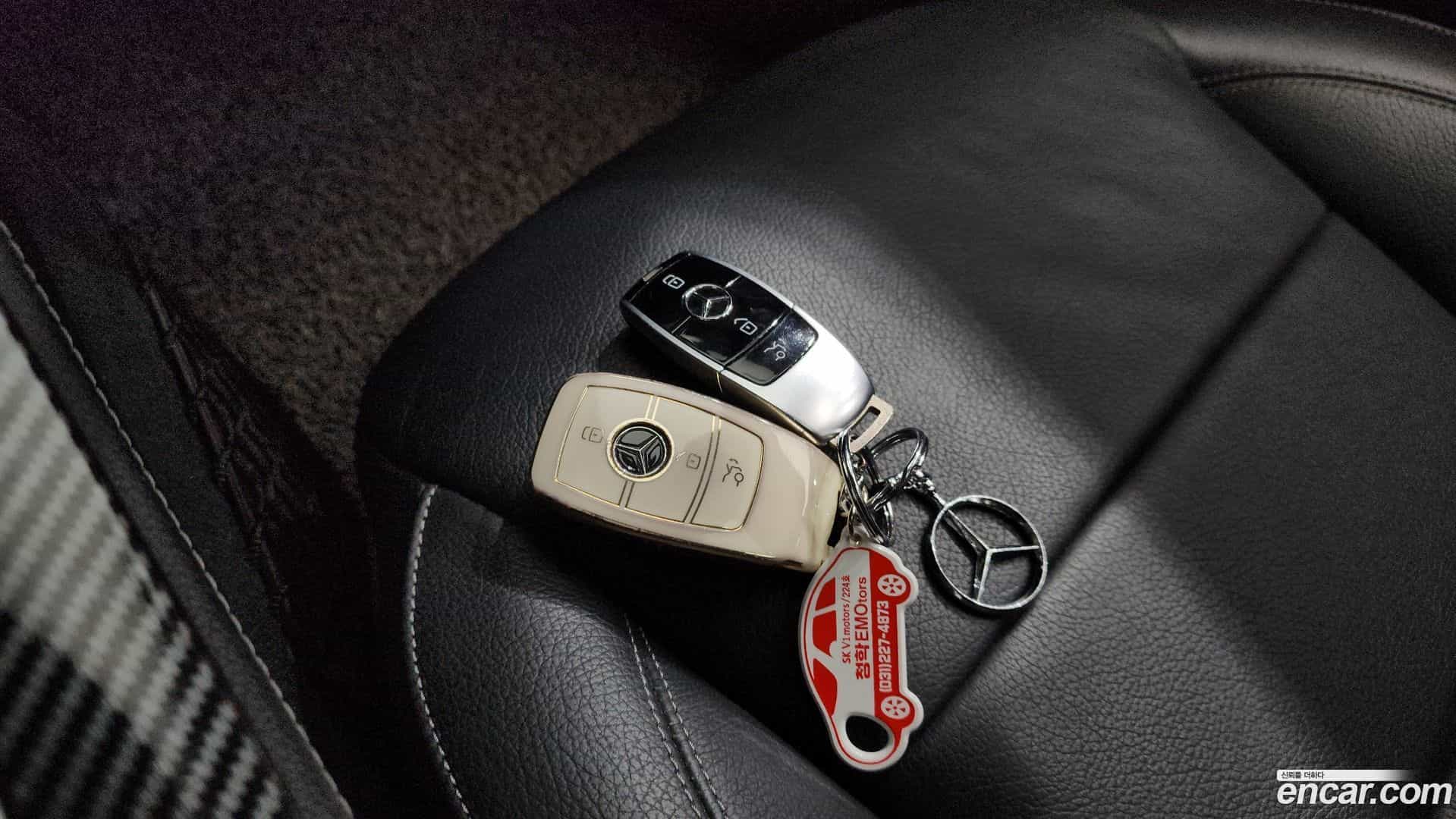 E-Class Mercedes-Benz 2019.4-OPTION-019