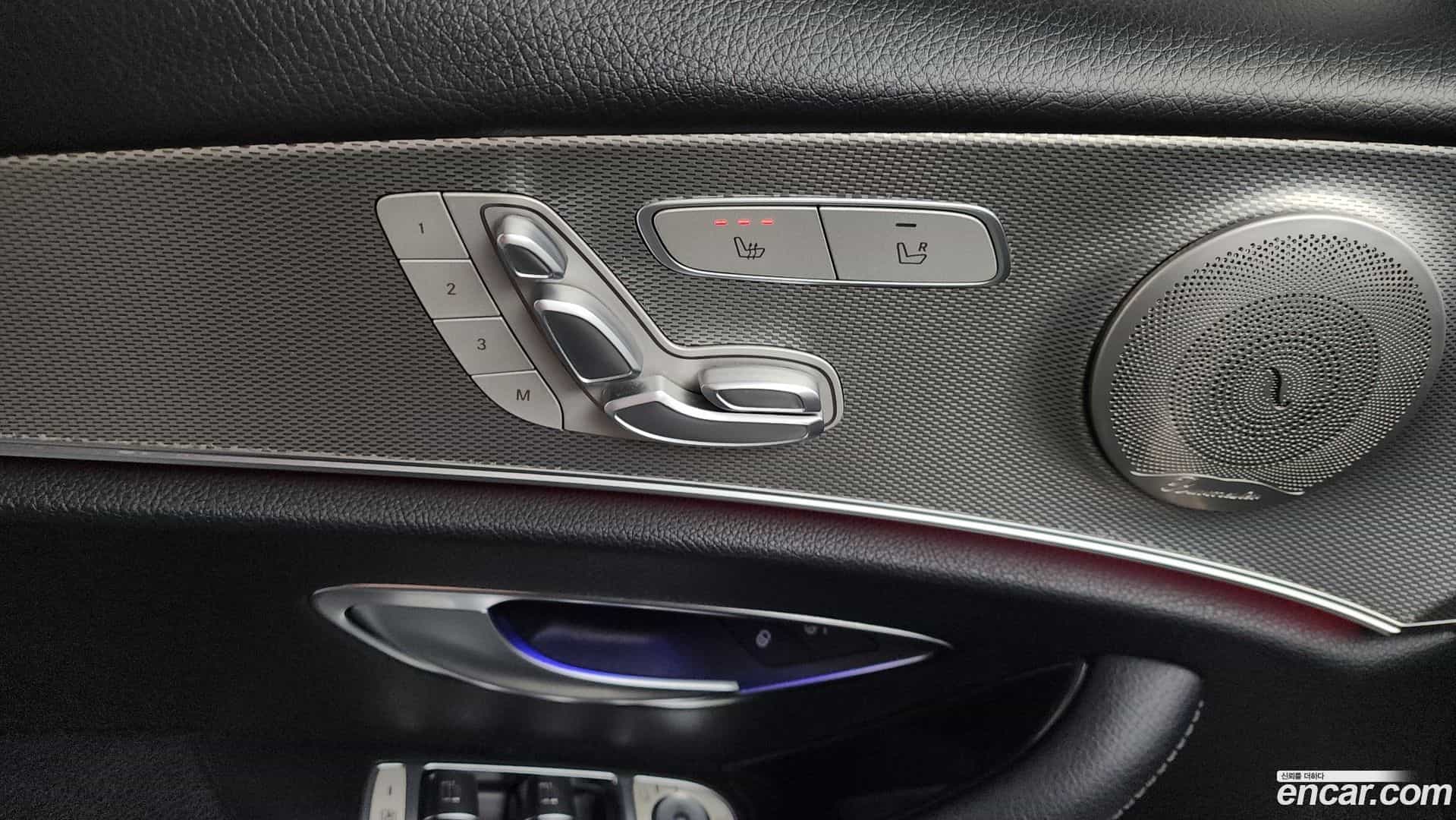 E-Class Mercedes-Benz 2019.4-OPTION-024