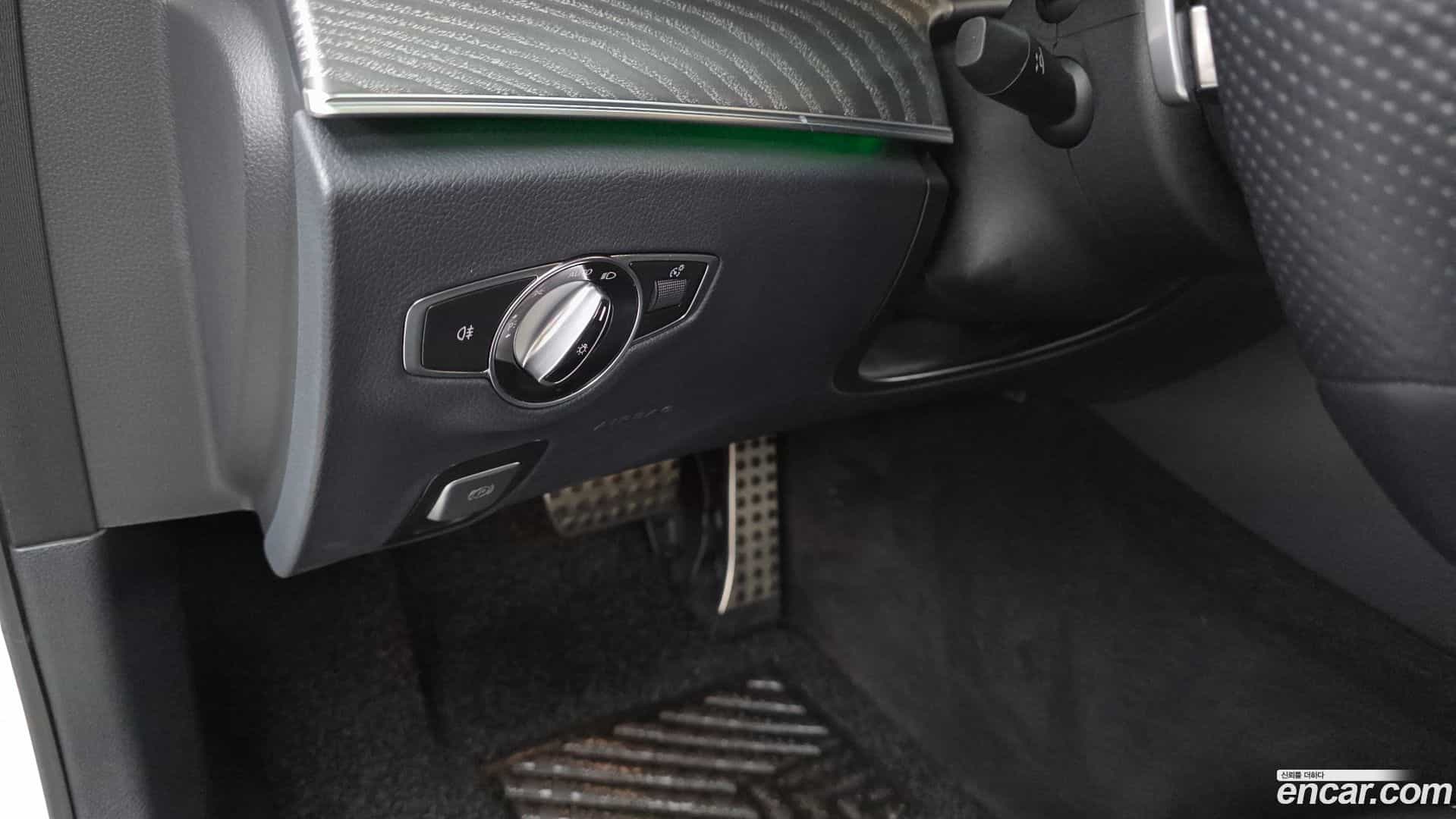 E-Class Mercedes-Benz 2021.3-OPTION-040