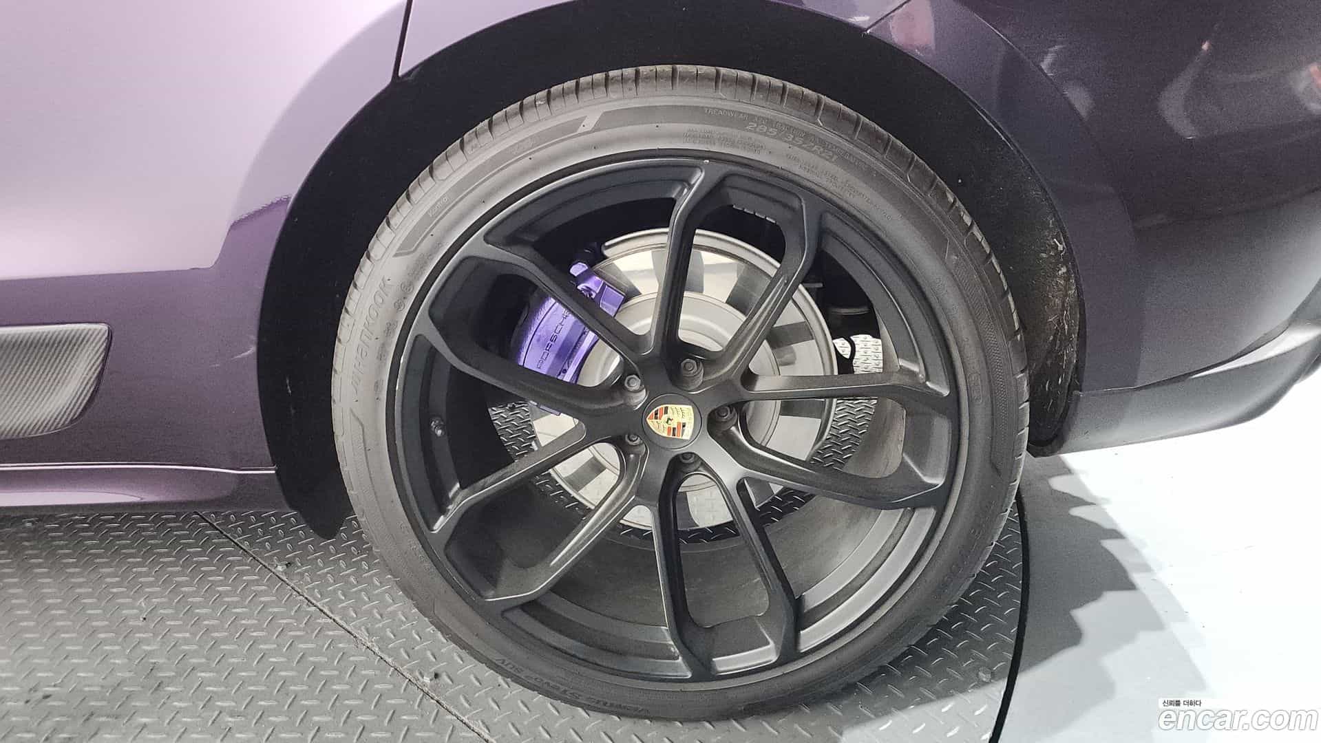 Macan Porsche 2020.8-OUTER-031