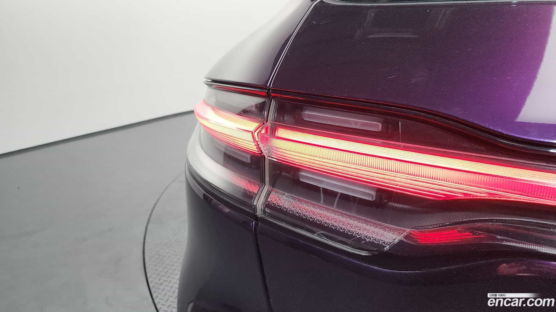 Macan Porsche 2020.8-OUTER-033