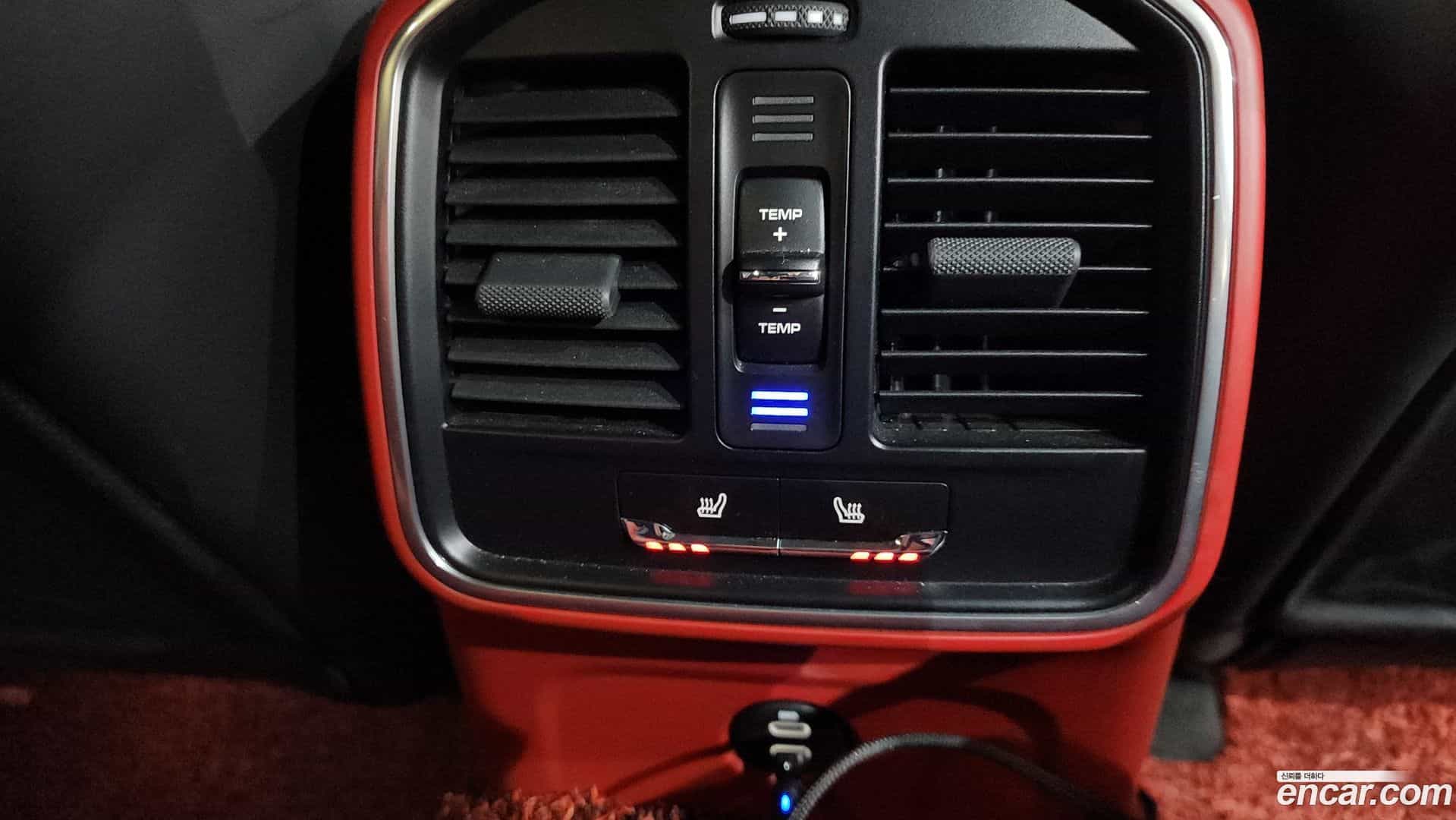 Macan Porsche 2020.8-OPTION-044