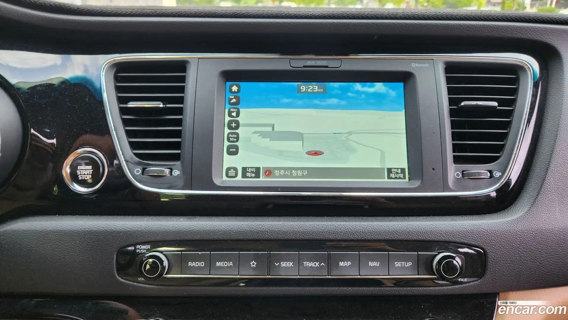 Canival Kia 2017.6-OPTION-016