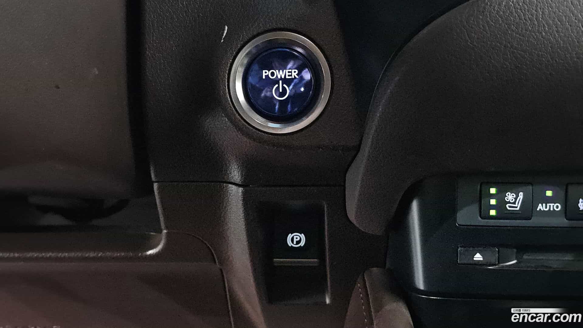 ES Lexus 2019.4-OPTION-054