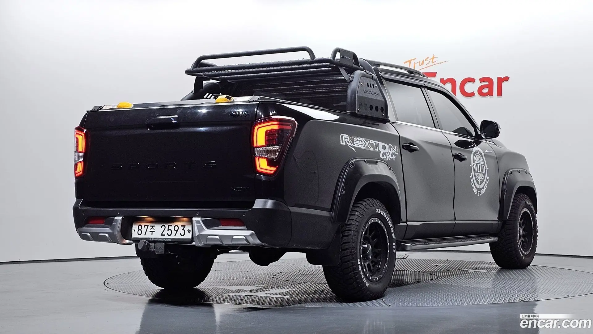 Main__Slider__Photo:Rexton KG Mobility 2019.6-1