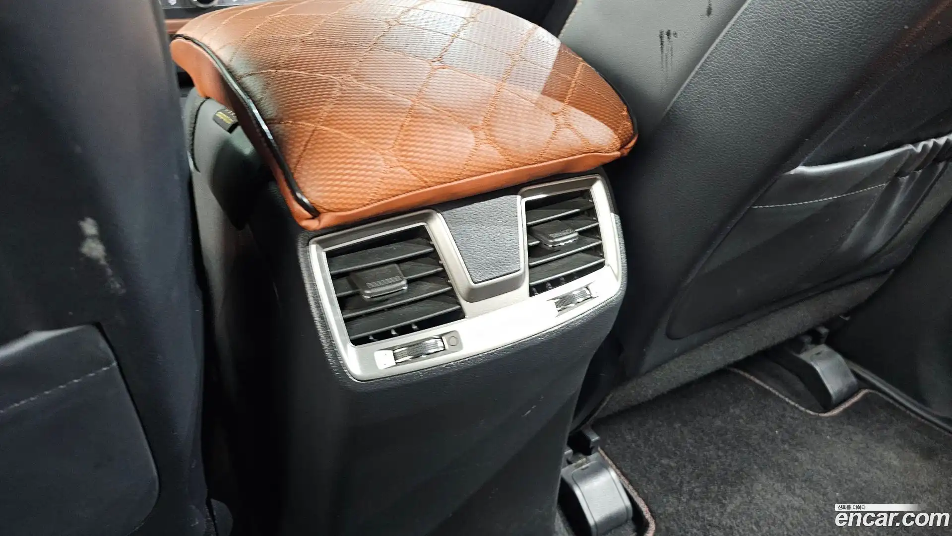 Rexton KG Mobility 2019.6-OPTION-024