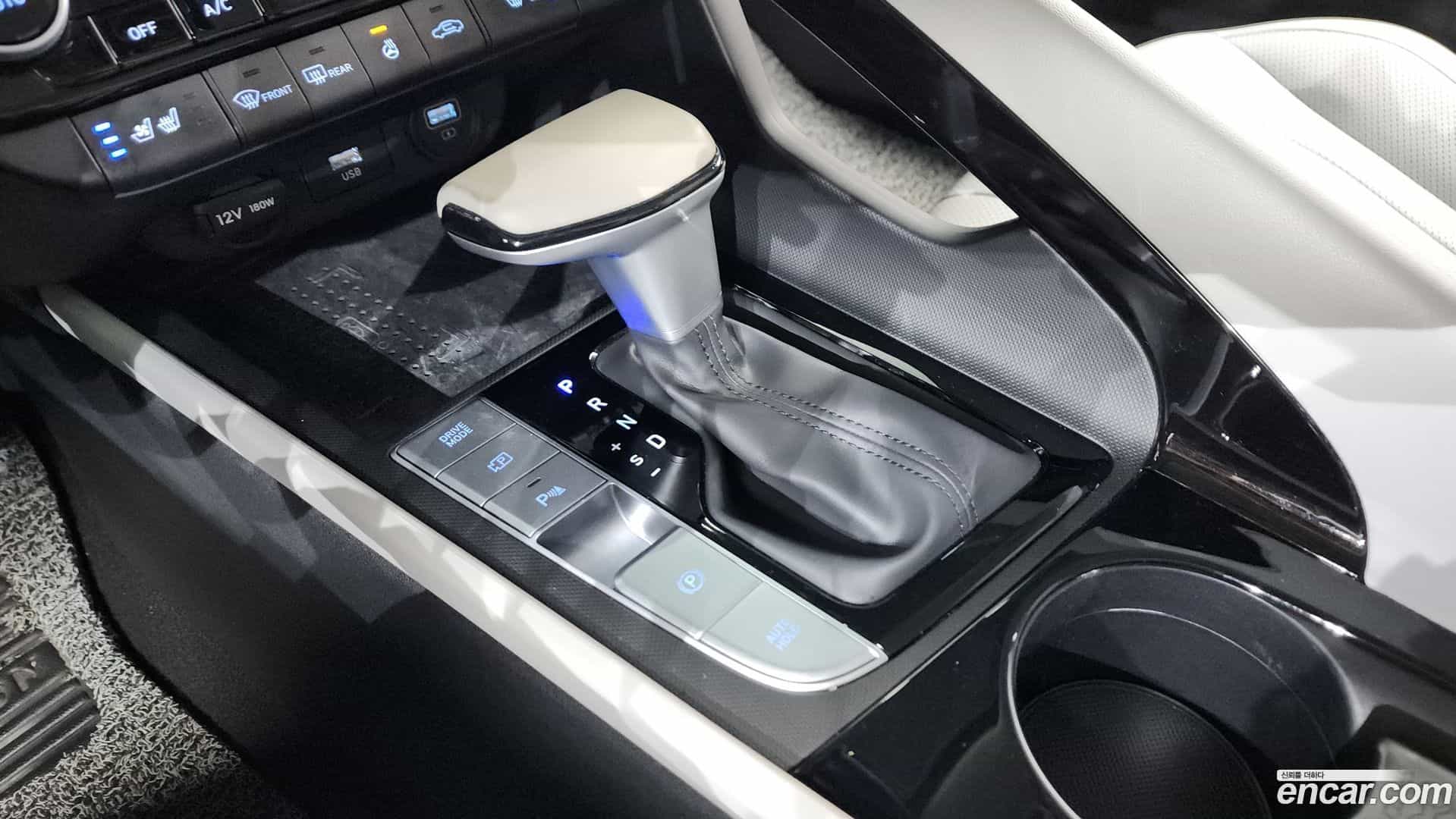 AVANTE Hyundai 2022.8-INNER-009