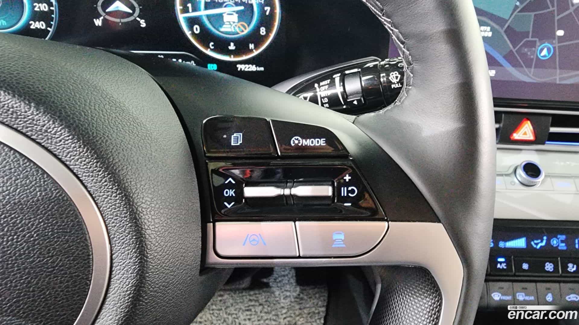 AVANTE Hyundai 2022.8-OPTION-021