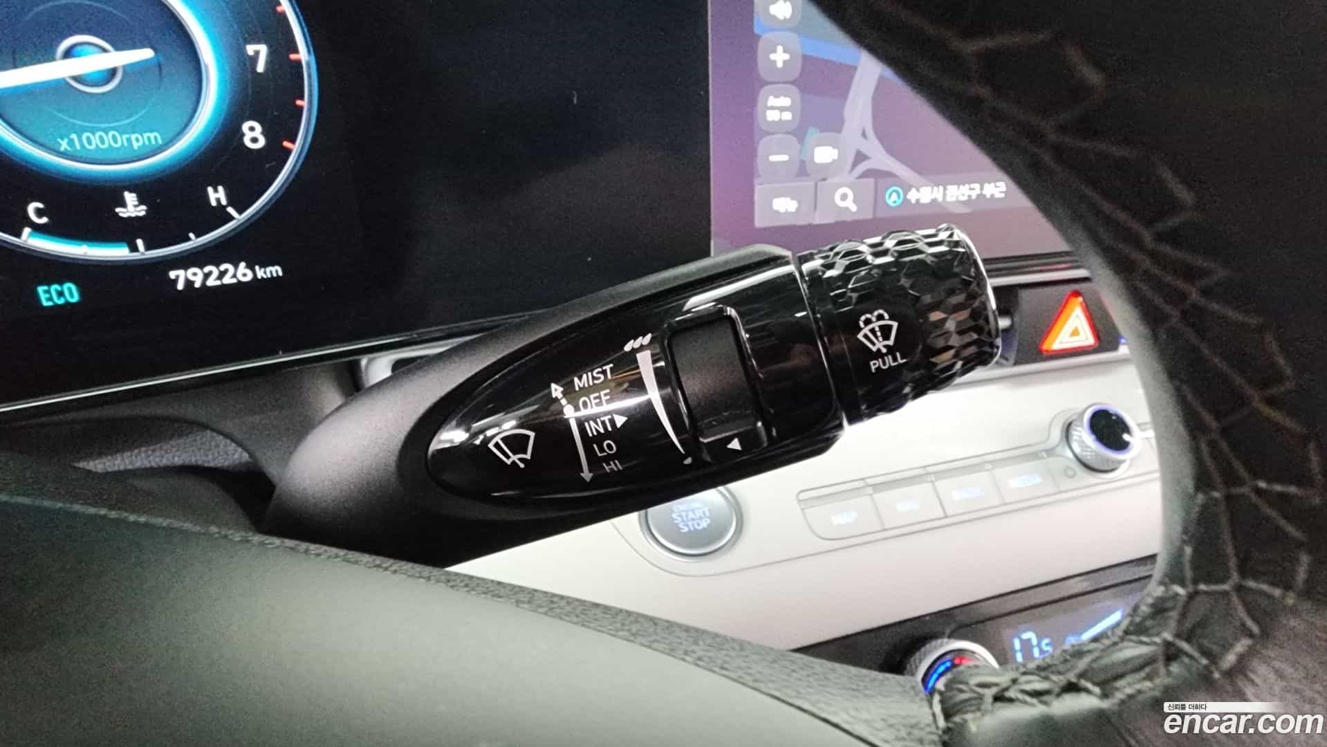 AVANTE Hyundai 2022.8-OPTION-041