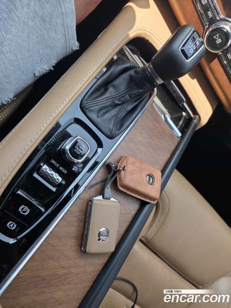 XC90 Volvo 2019.2-INNER-007