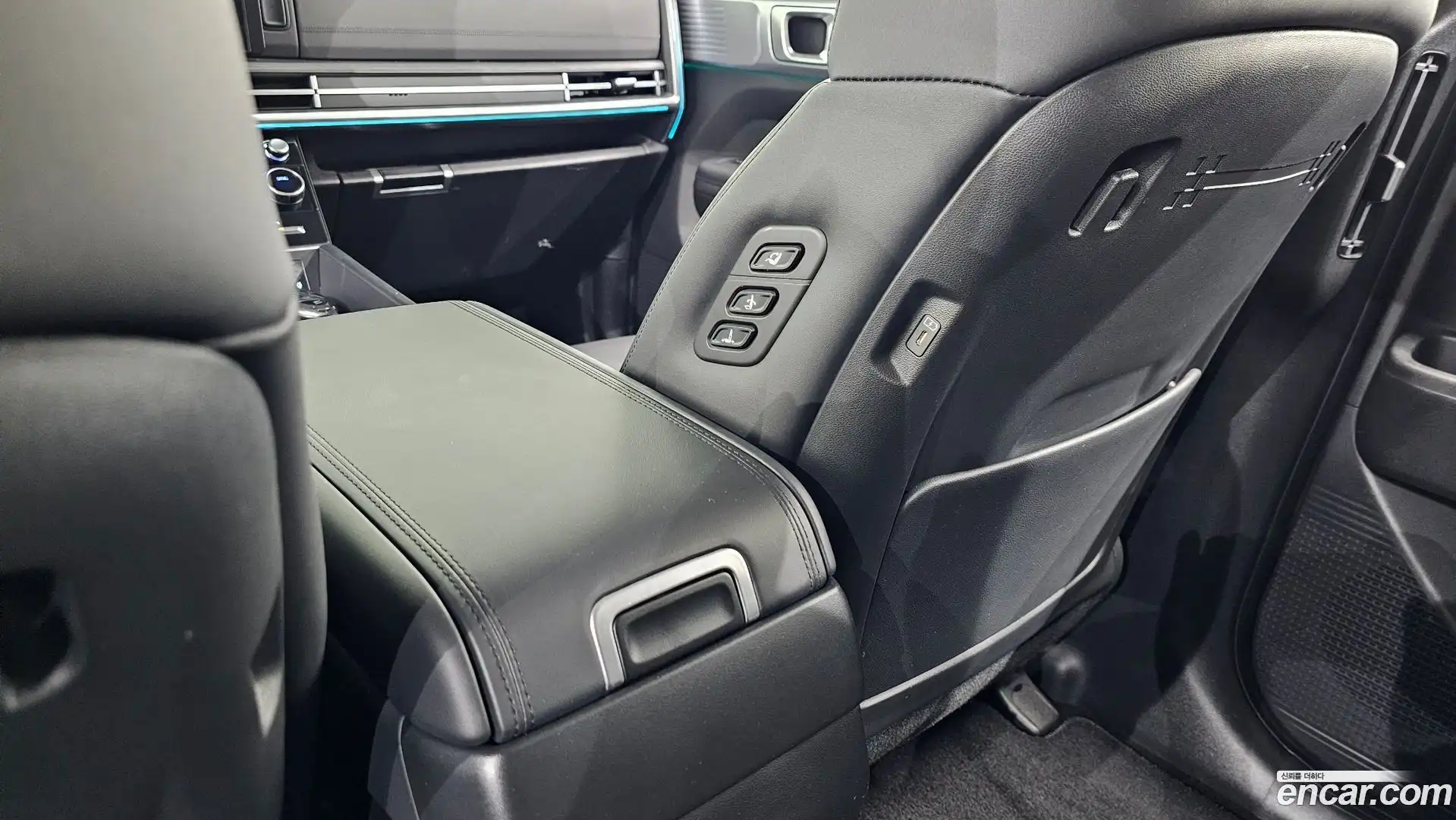 Santafe Hyundai 2023.11-OPTION-024