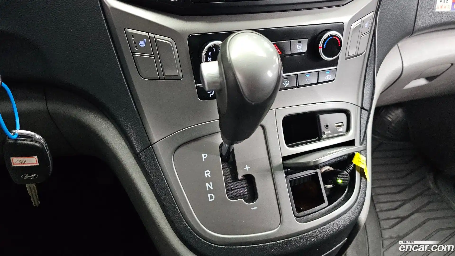 Starex Hyundai 2020.11-INNER-009