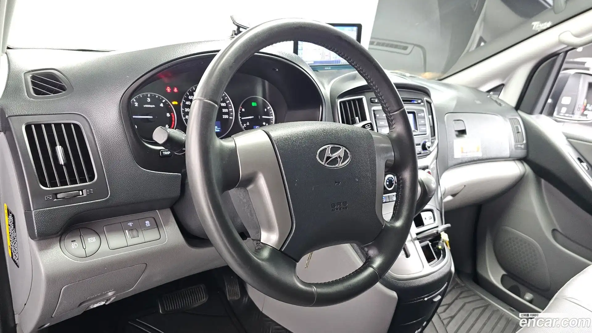 Starex Hyundai 2020.11-OPTION-017