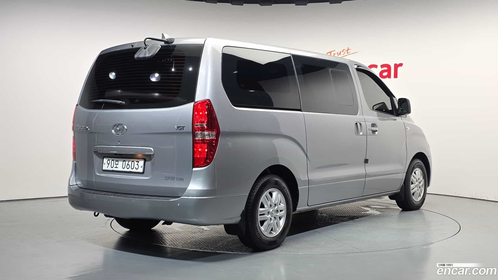 Starex Hyundai 2017.1-OUTER-002