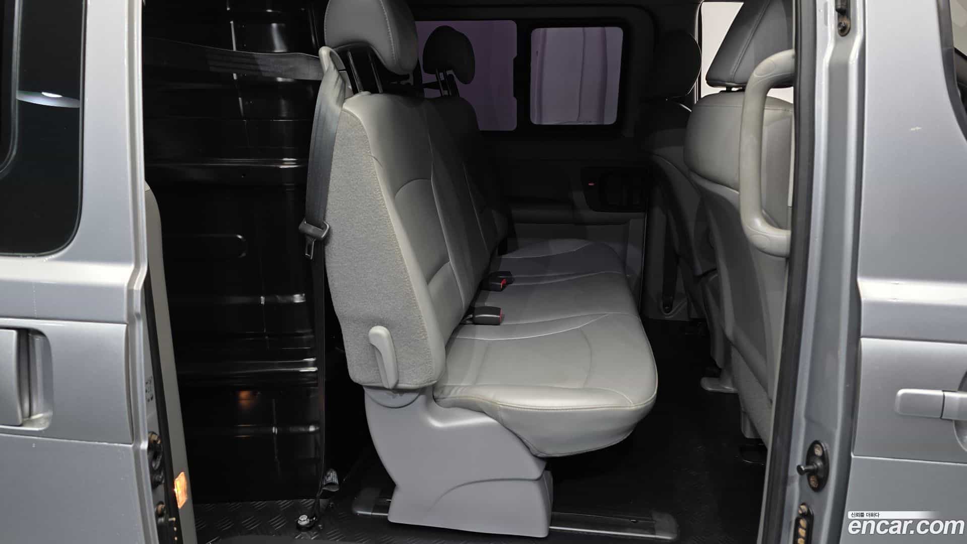 Starex Hyundai 2017.1-OPTION-016