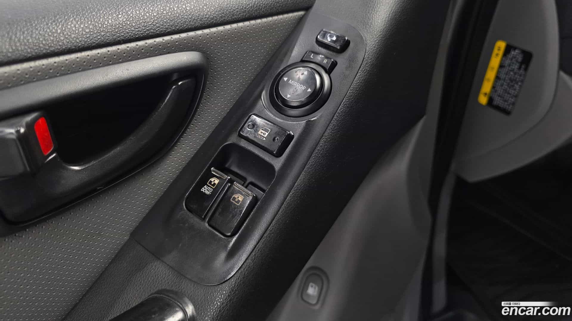 Starex Hyundai 2017.1-OPTION-040