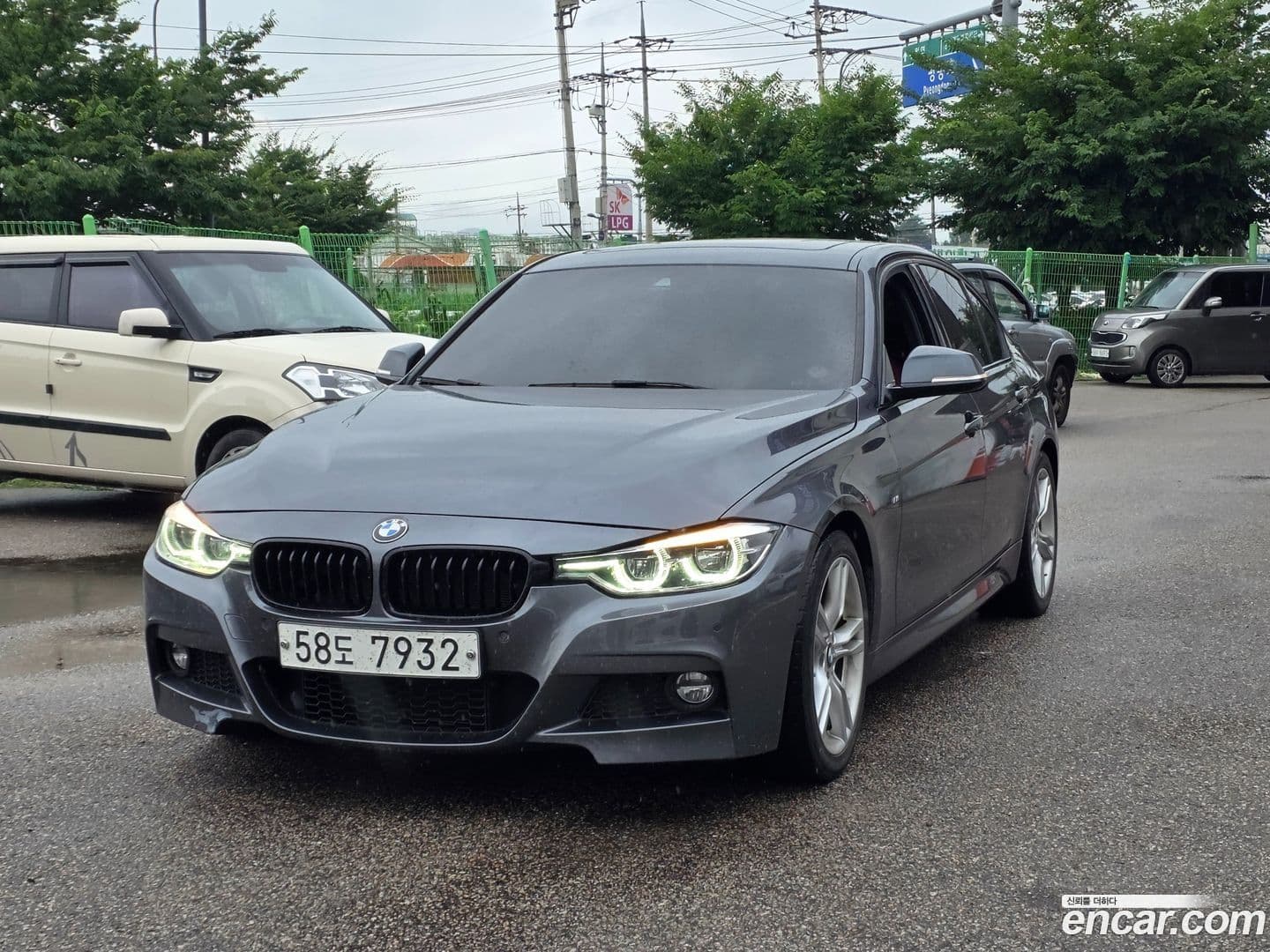 Main__Slider__Photo:3-Series BMW 2017.9-0