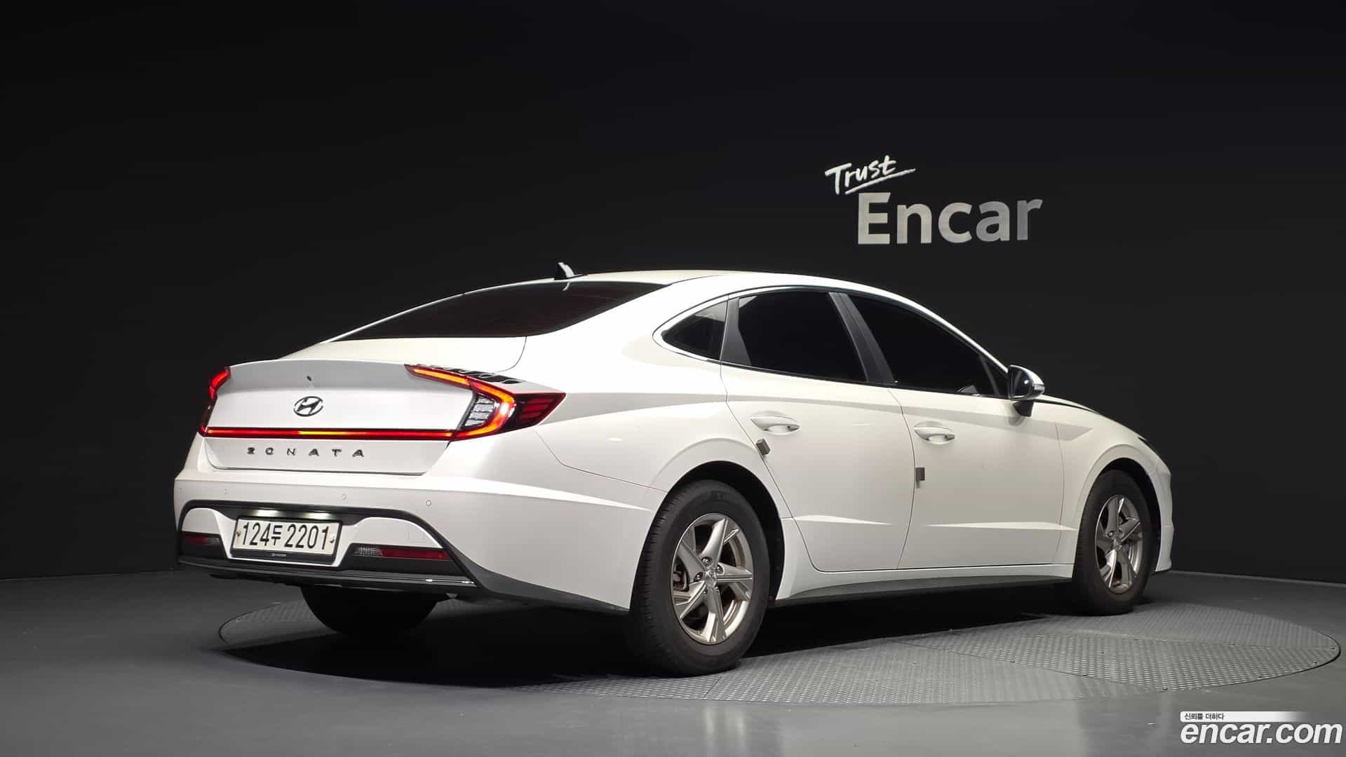 Sonata Hyundai 2019.10-OUTER-002