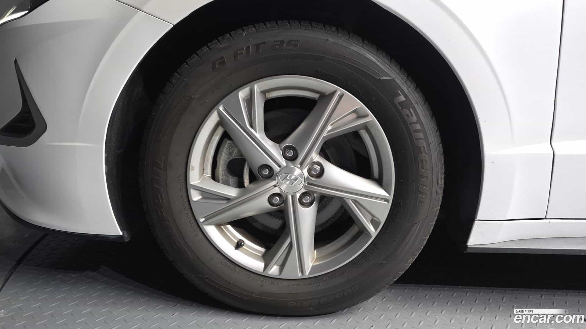 Sonata Hyundai 2019.10-OUTER-005