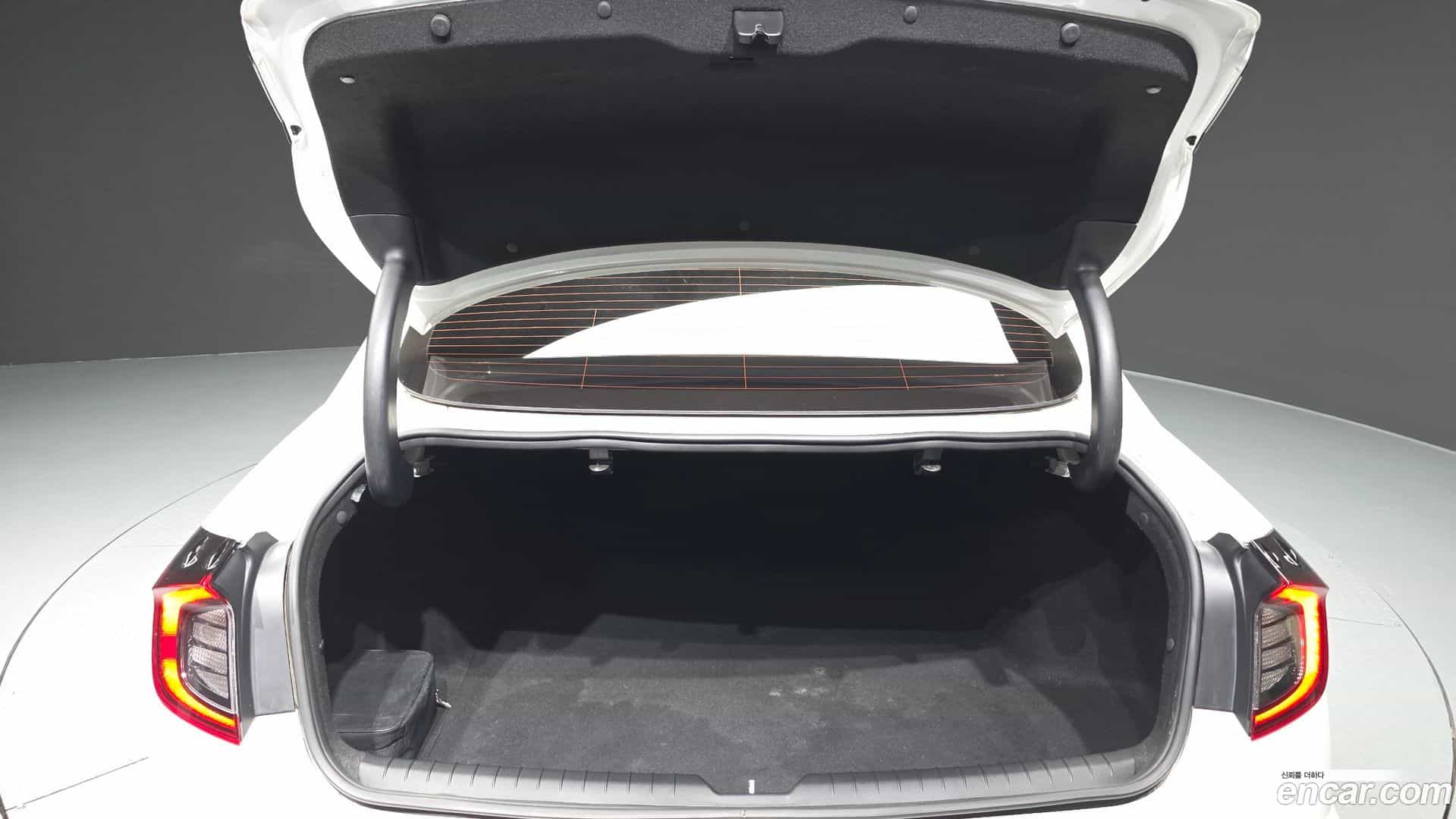 Sonata Hyundai 2019.10-OPTION-024