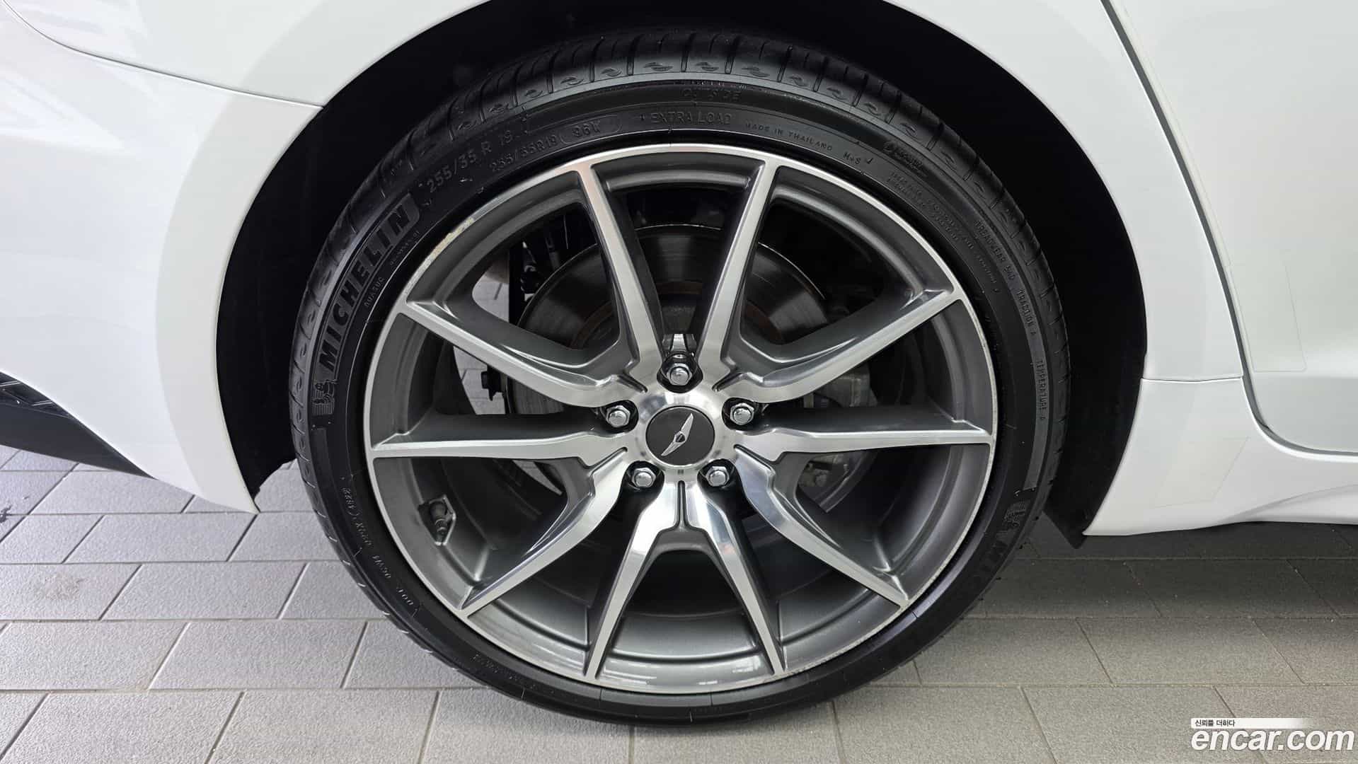 G70 Genesis 2023.2-OUTER-005