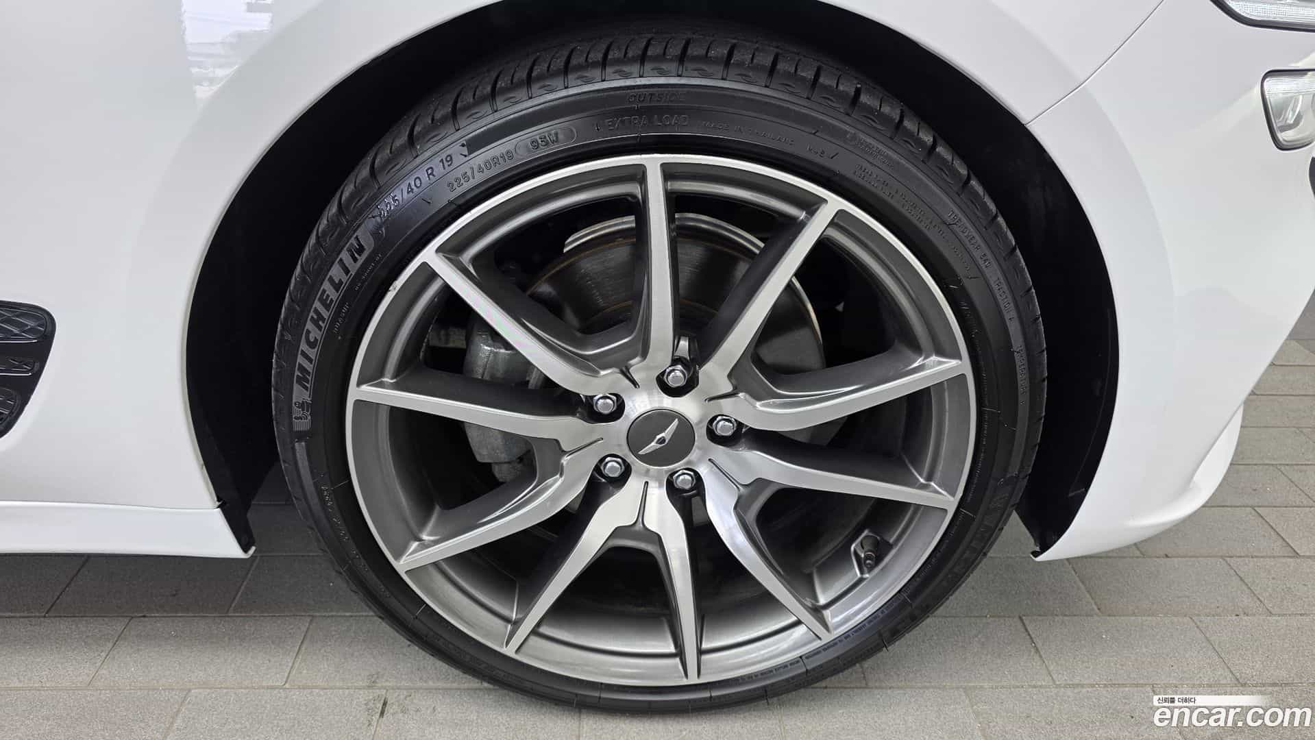 G70 Genesis 2023.2-OUTER-031
